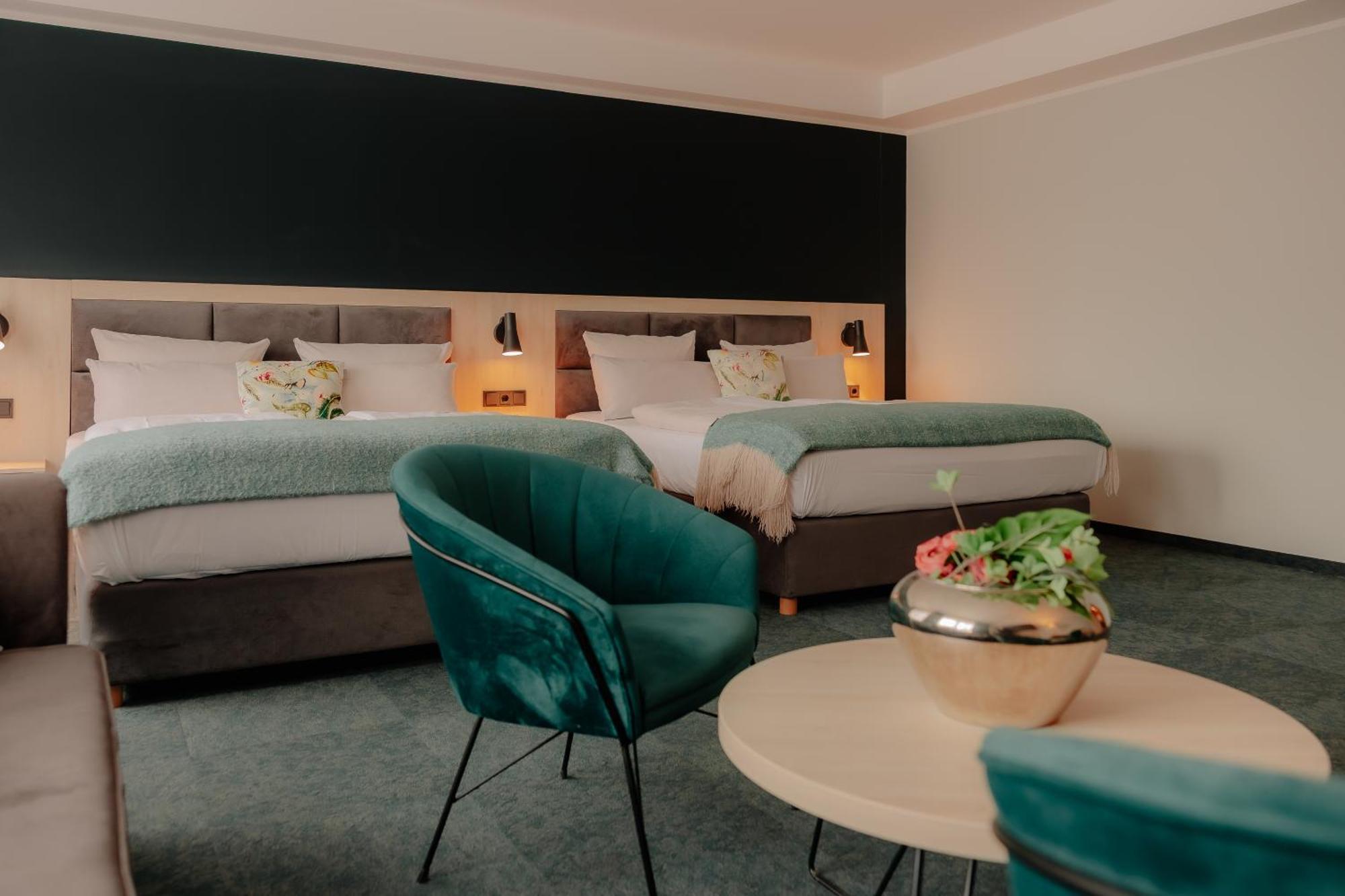 Zimmer mit 2 Queensize-Betten