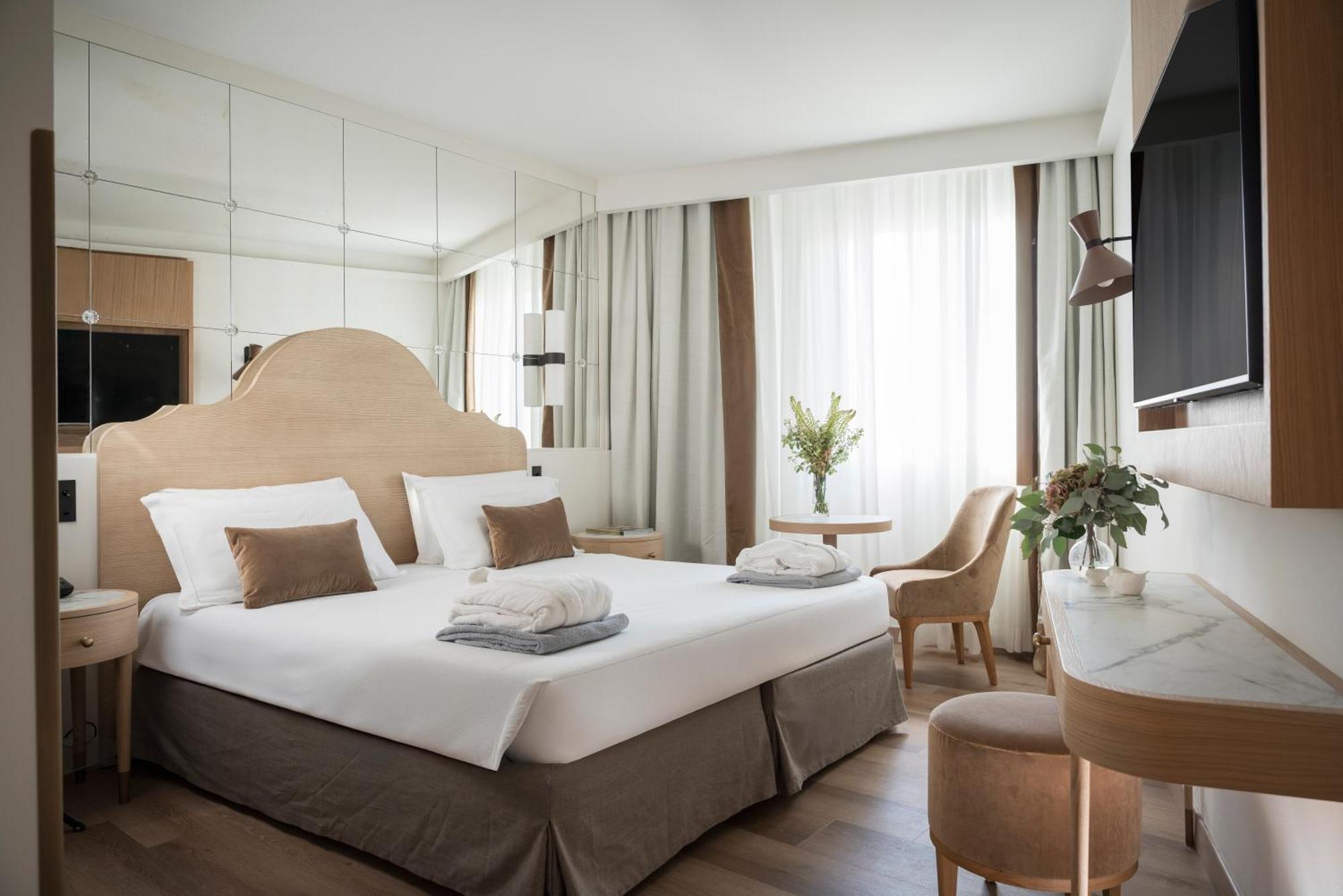 Standard Double or Twin Room,1697803282:JPEG