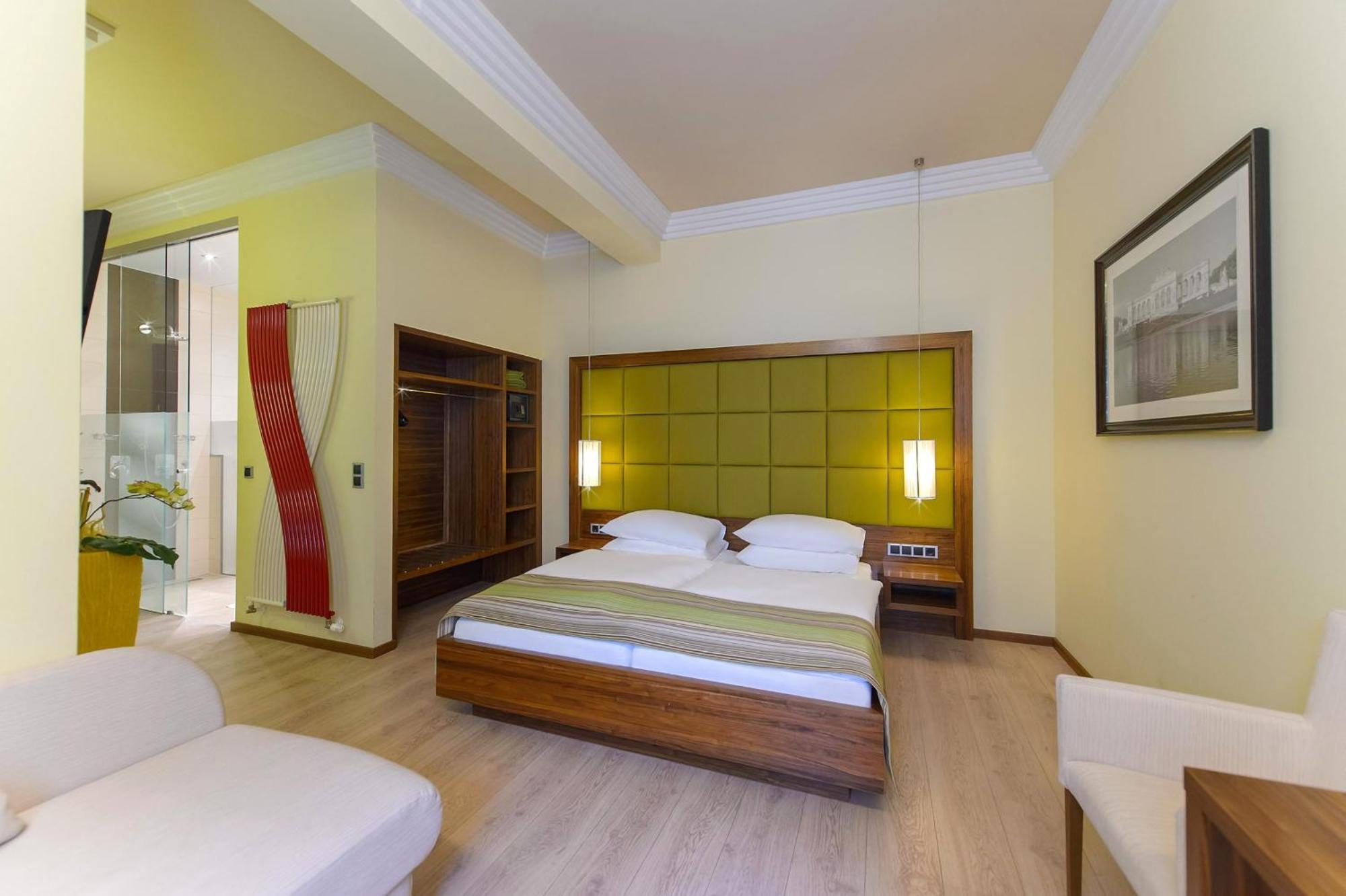 Quarto Duplo