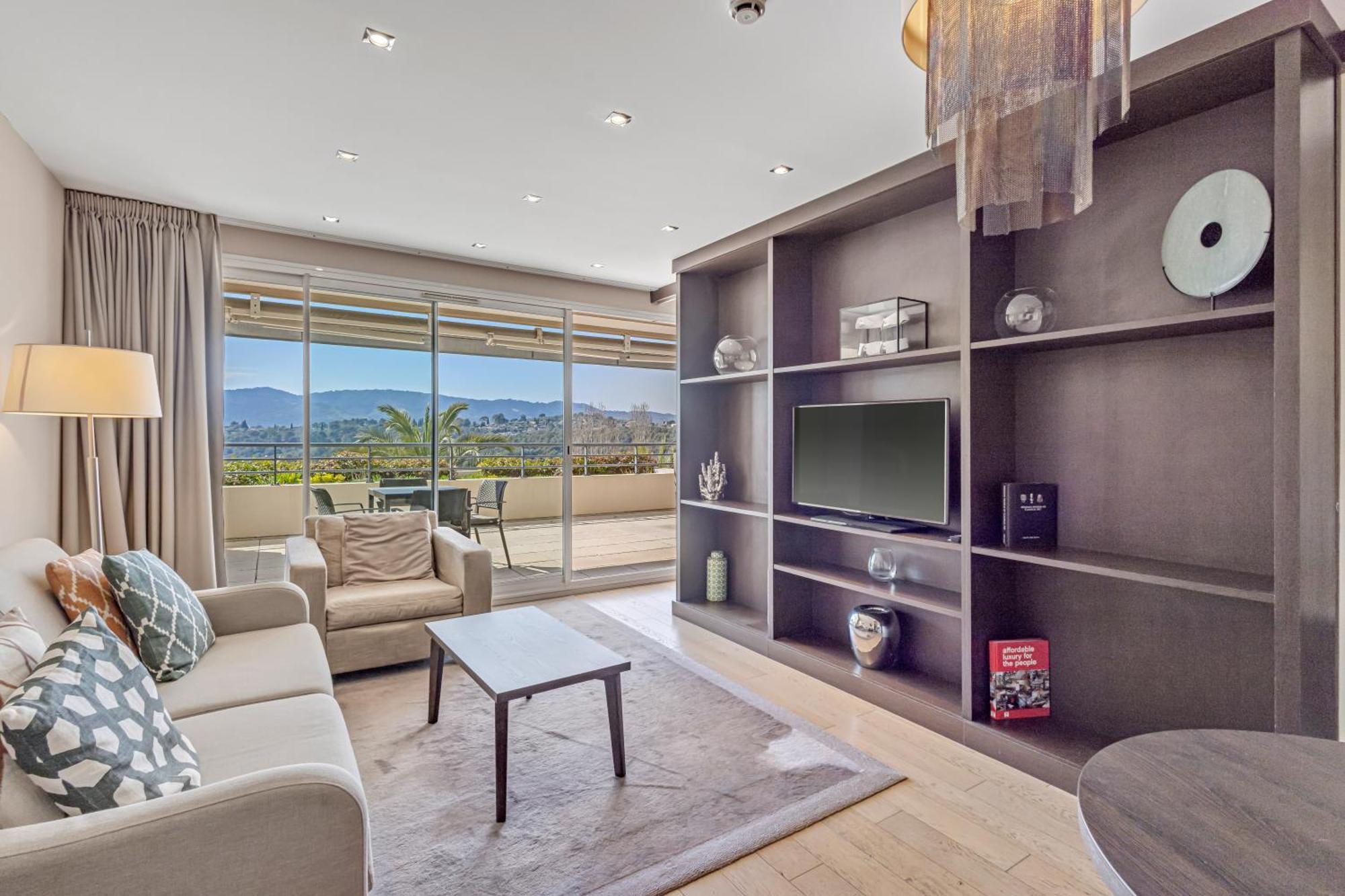 Prestige Suite with Golf View,1697815751:JPEG