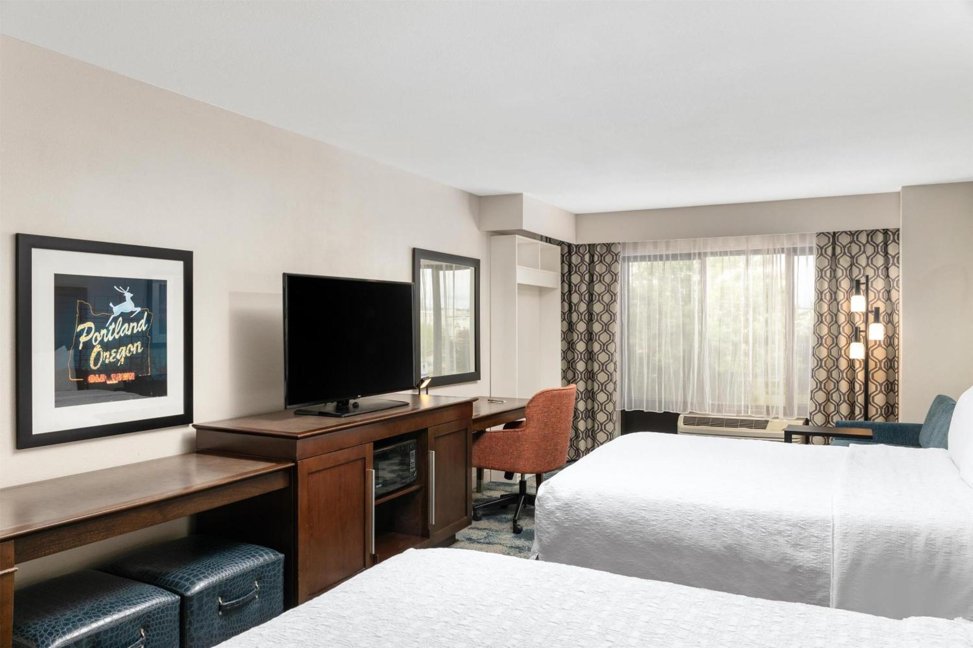 Queen Room with Two Queen Beds - Hearing Access/Non-Smoking