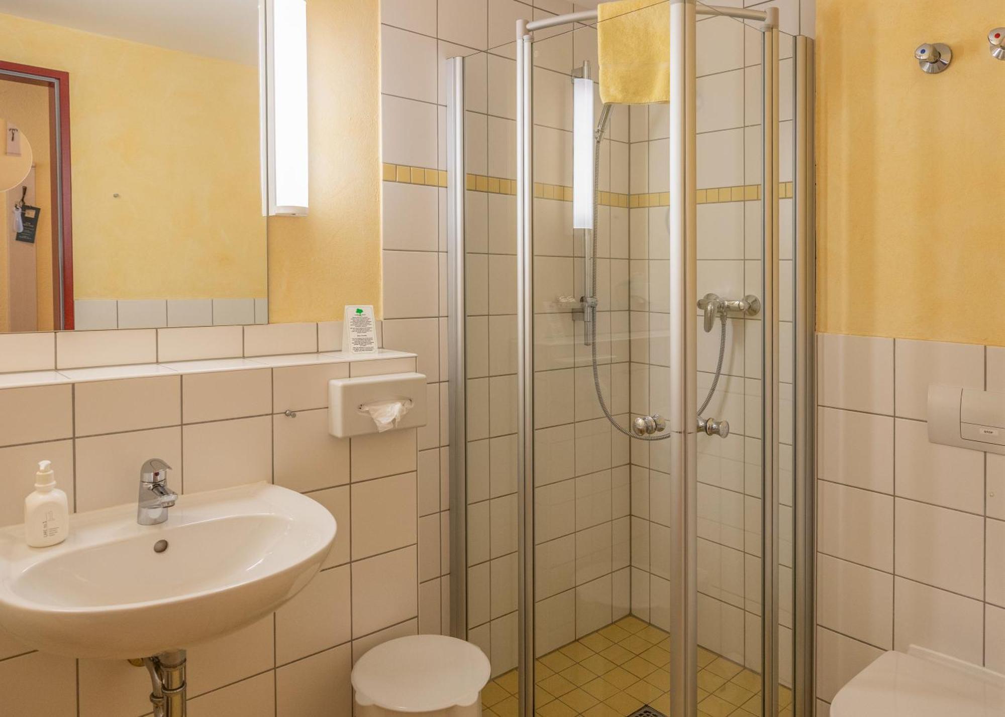 Dachstudio (keine Haustiere erlaubt)
