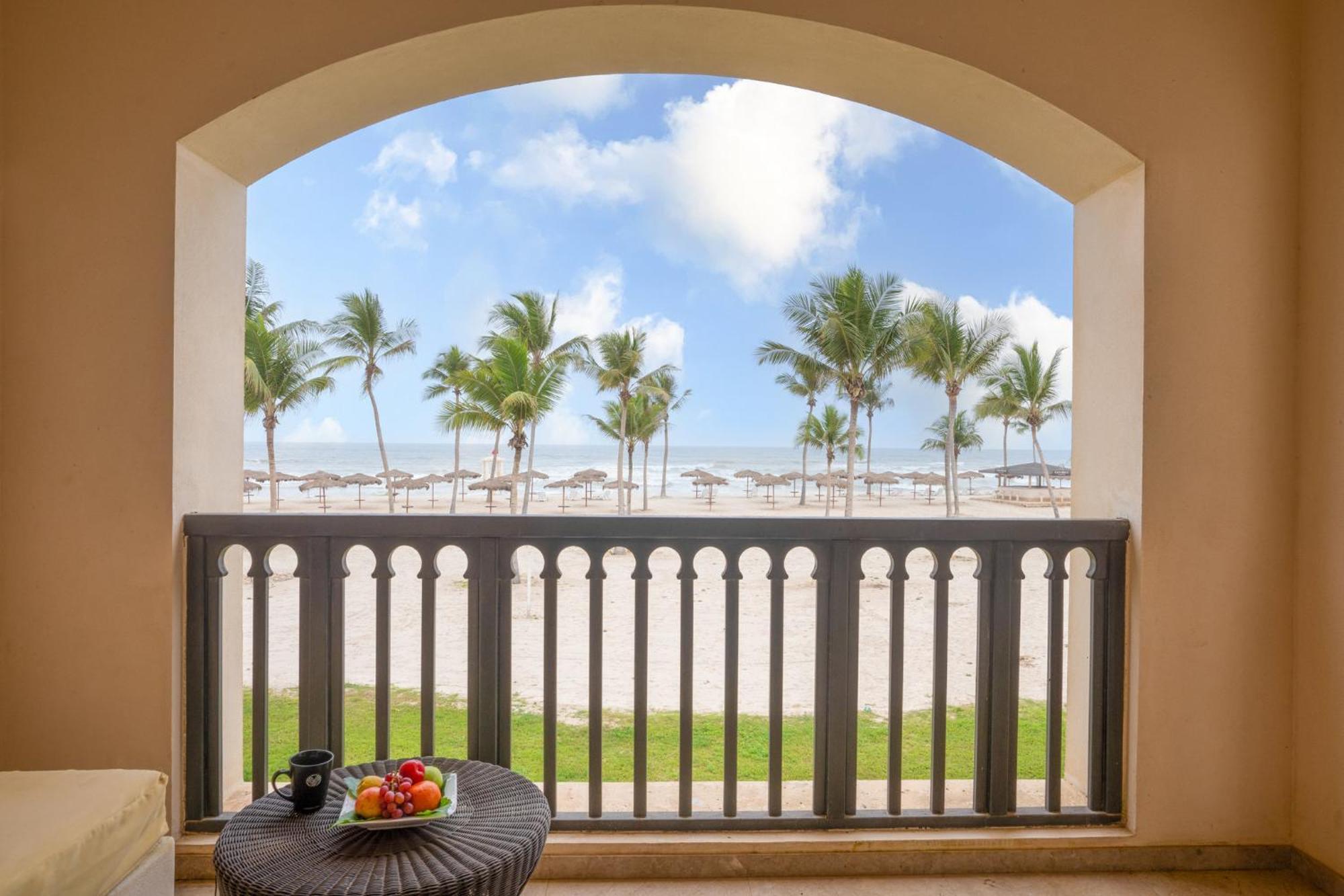 Zimmer mit Meerblick, Kingsize-Bett und Zugang zum Aquapark