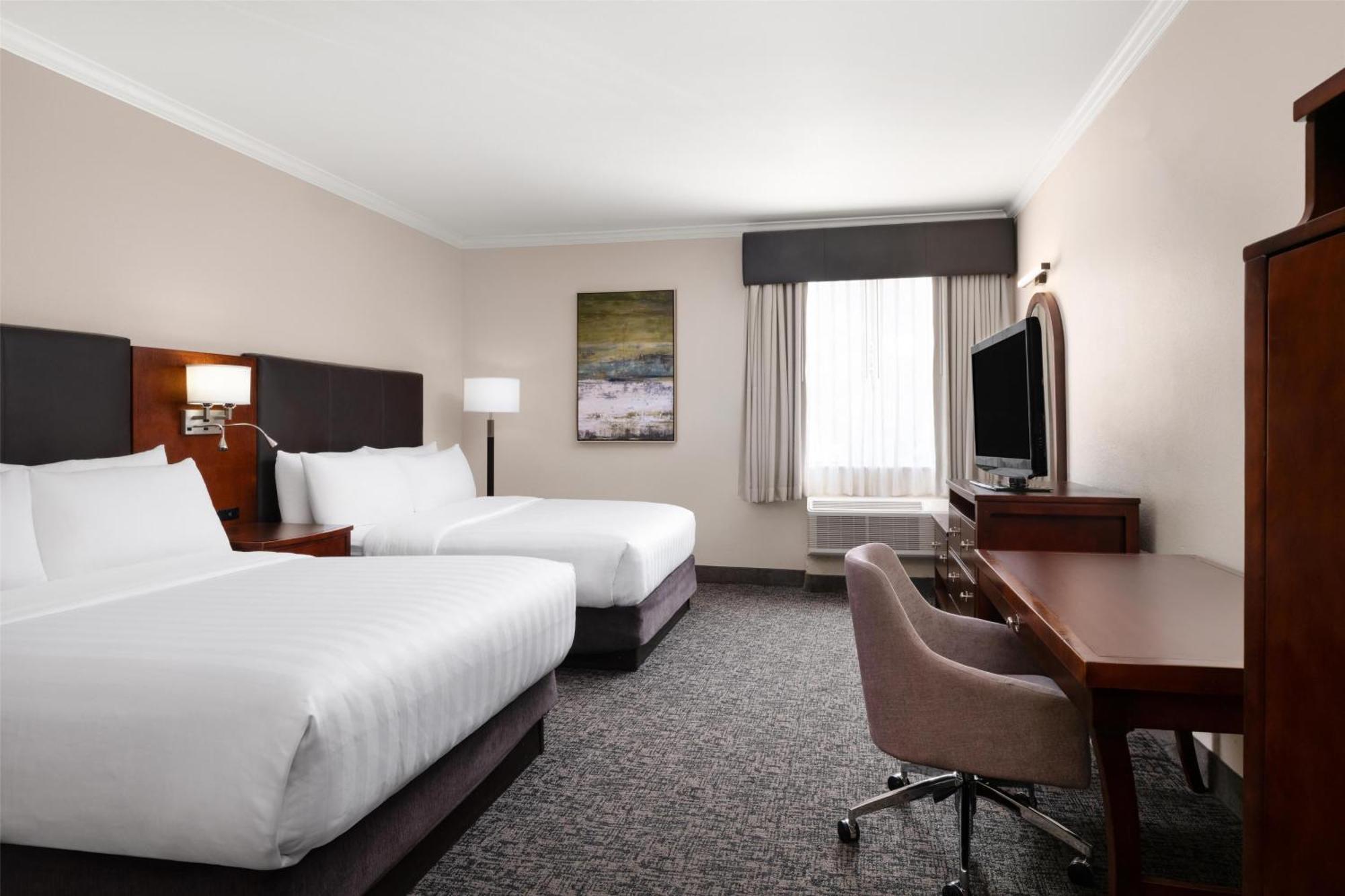 Queen Room with Two Queen Beds,1698211177:JPEG