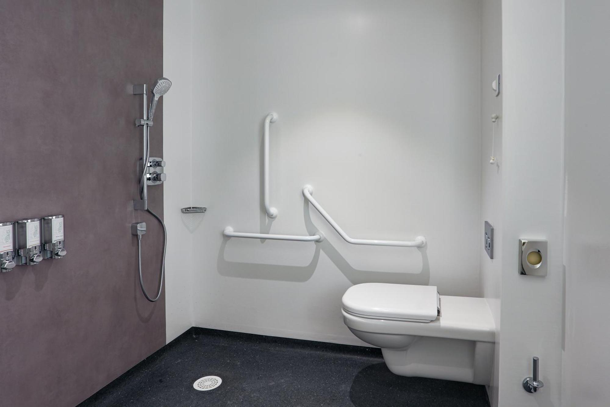 Chambre Double Standard - Accessible aux Personnes à Mobilité Réduite
