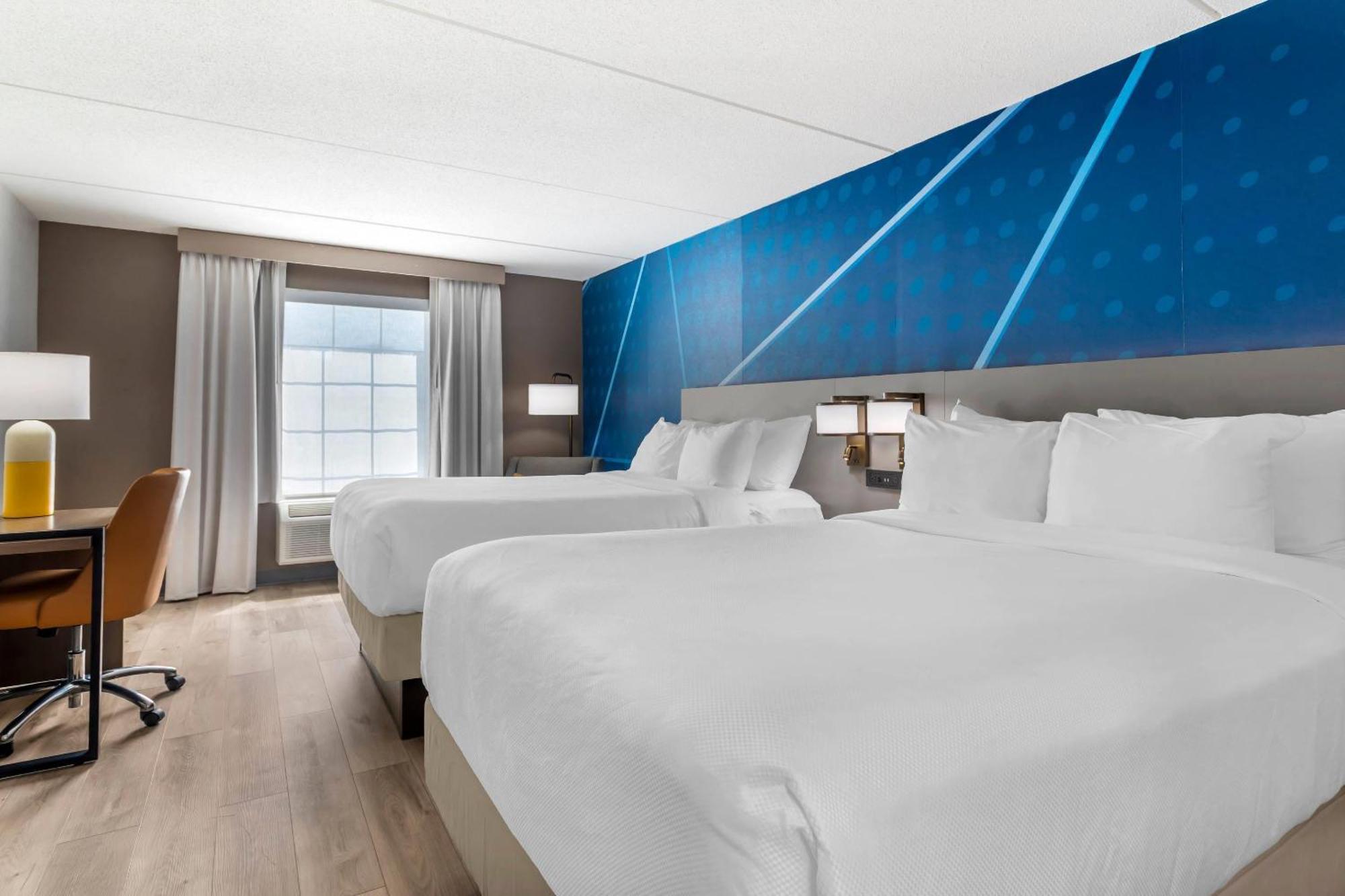 Double Room with Two Double Beds - Non-Smoking