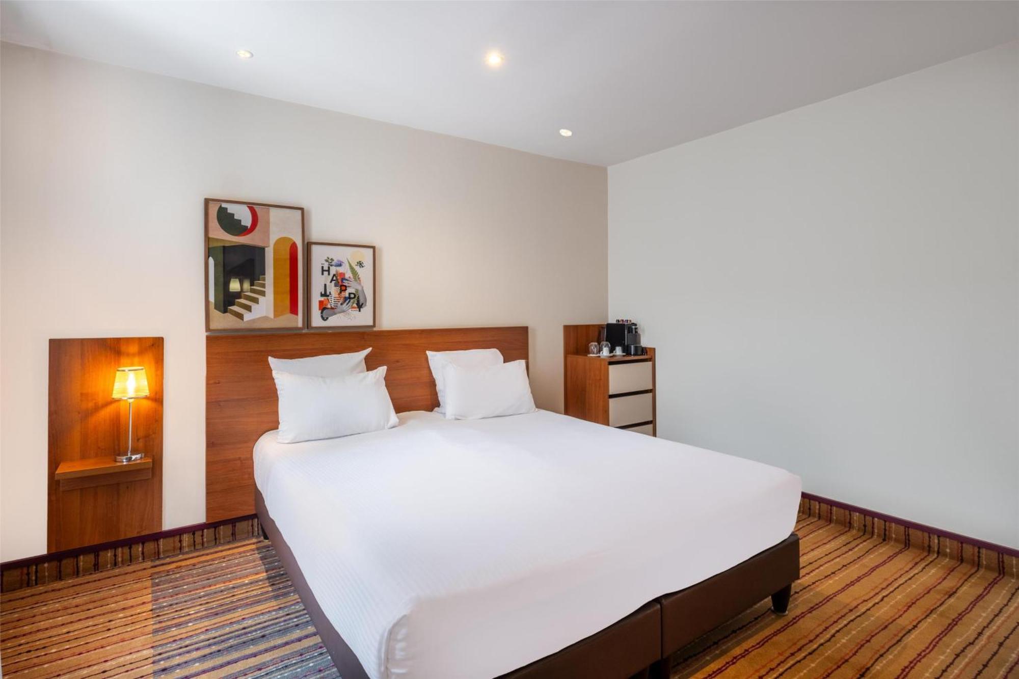 Chambre Lit King-Size avec Canapé-Lit