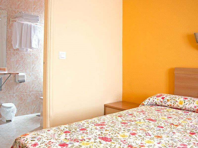 Habitación Individual con baño privado
