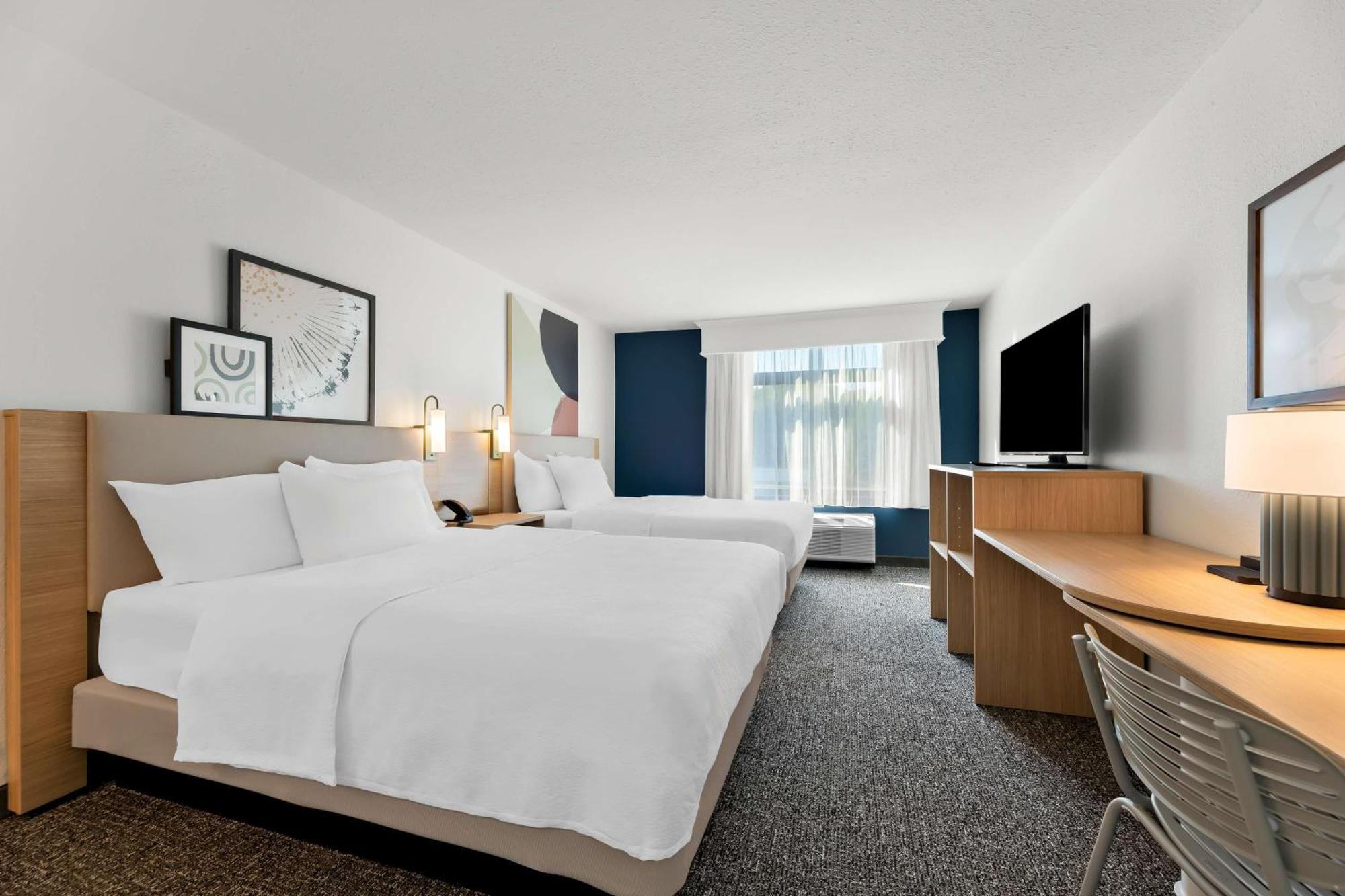 Queen Room with Two Queen Beds