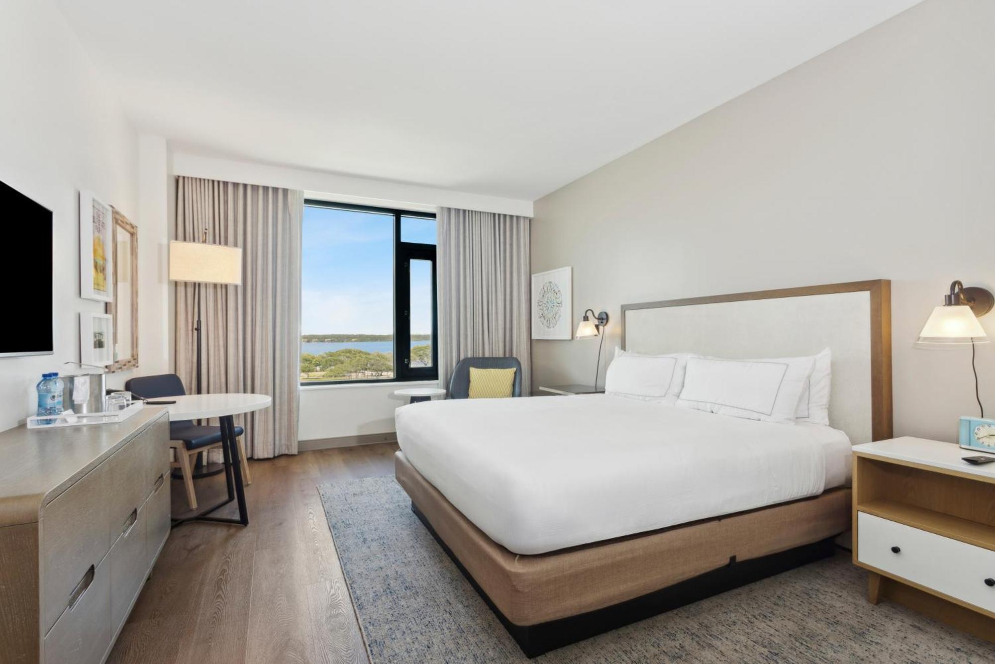 King Room with Balcony