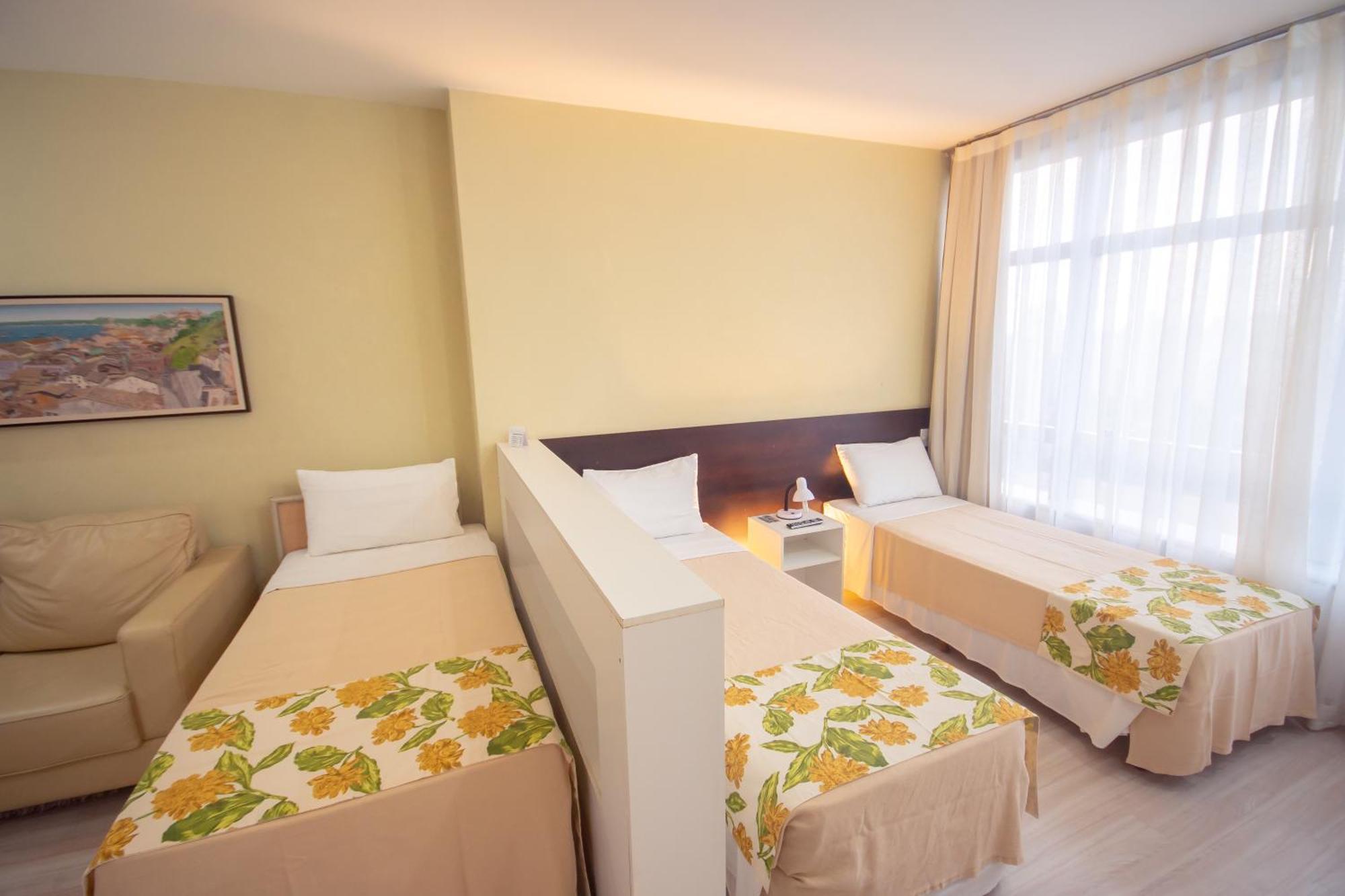 Quarto Triplo Standard
