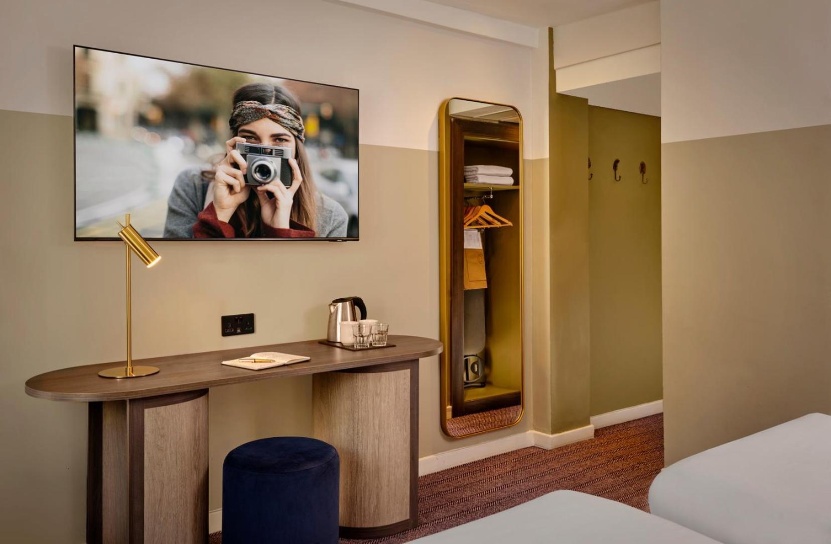 Klassieke Kamer met 2 Eenpersoonsbedden