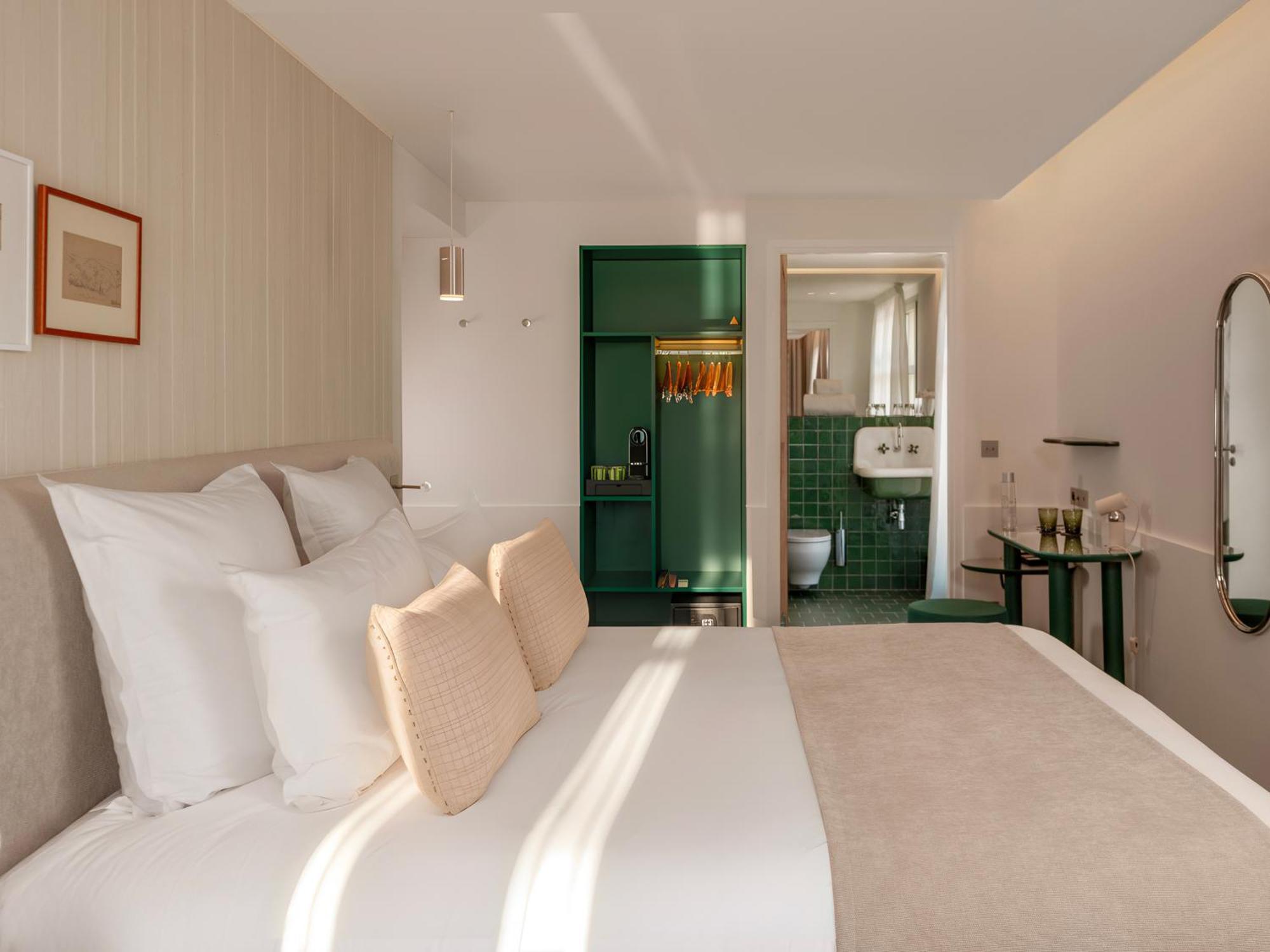 Chambre Deluxe Double ou Lits Jumeaux