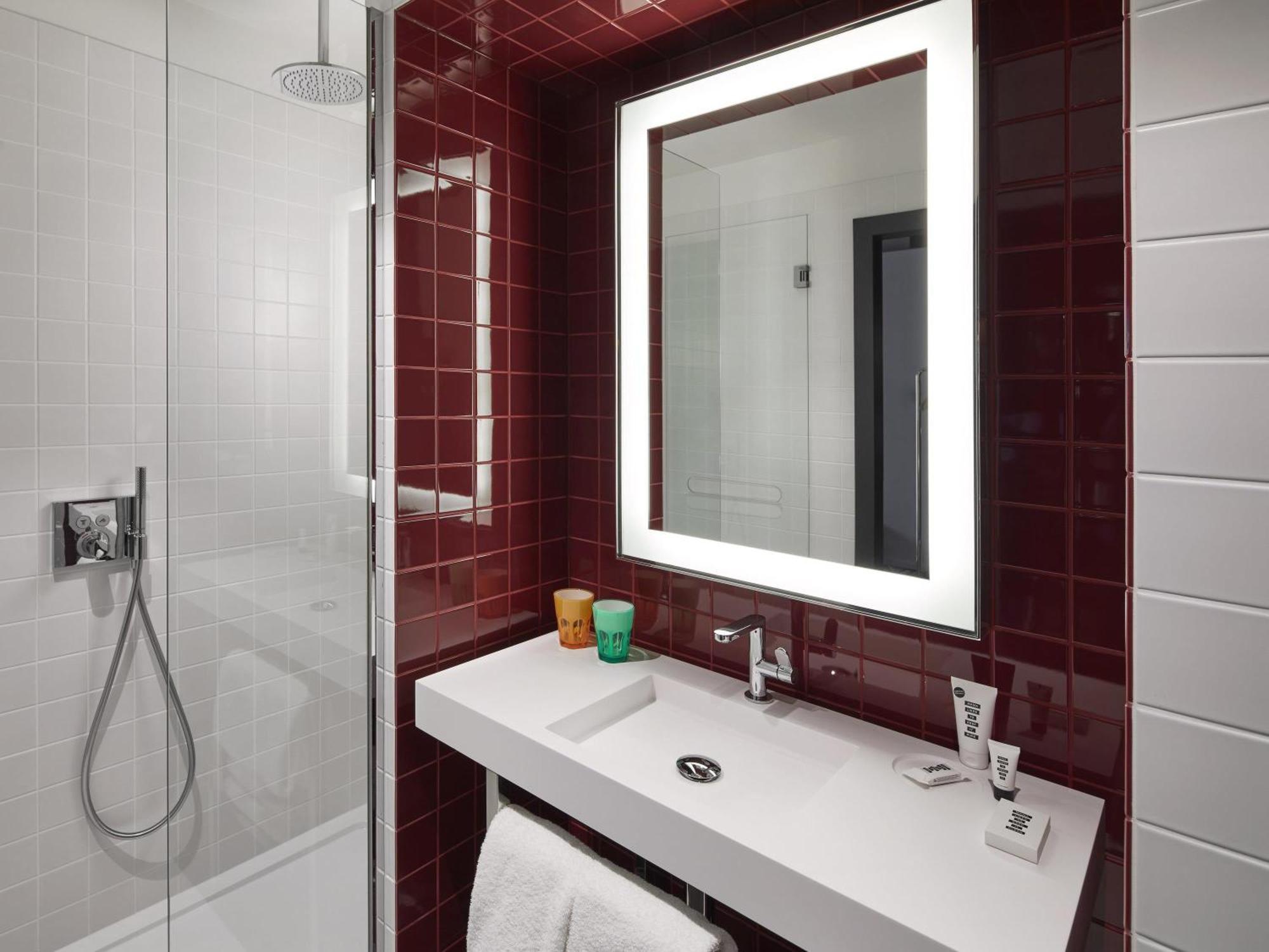 Chambre Double Moyenne Mama