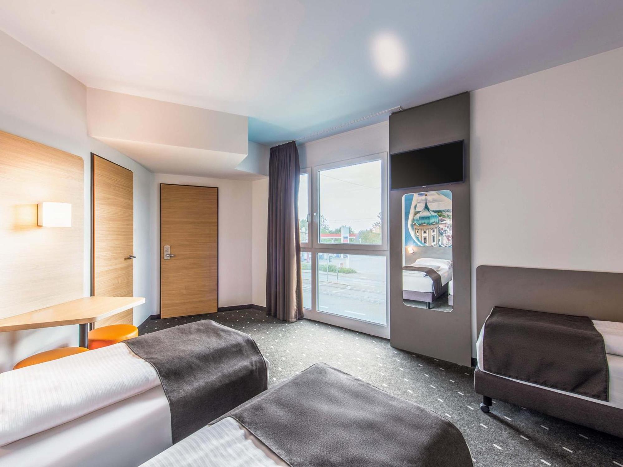 Dreibettzimmer