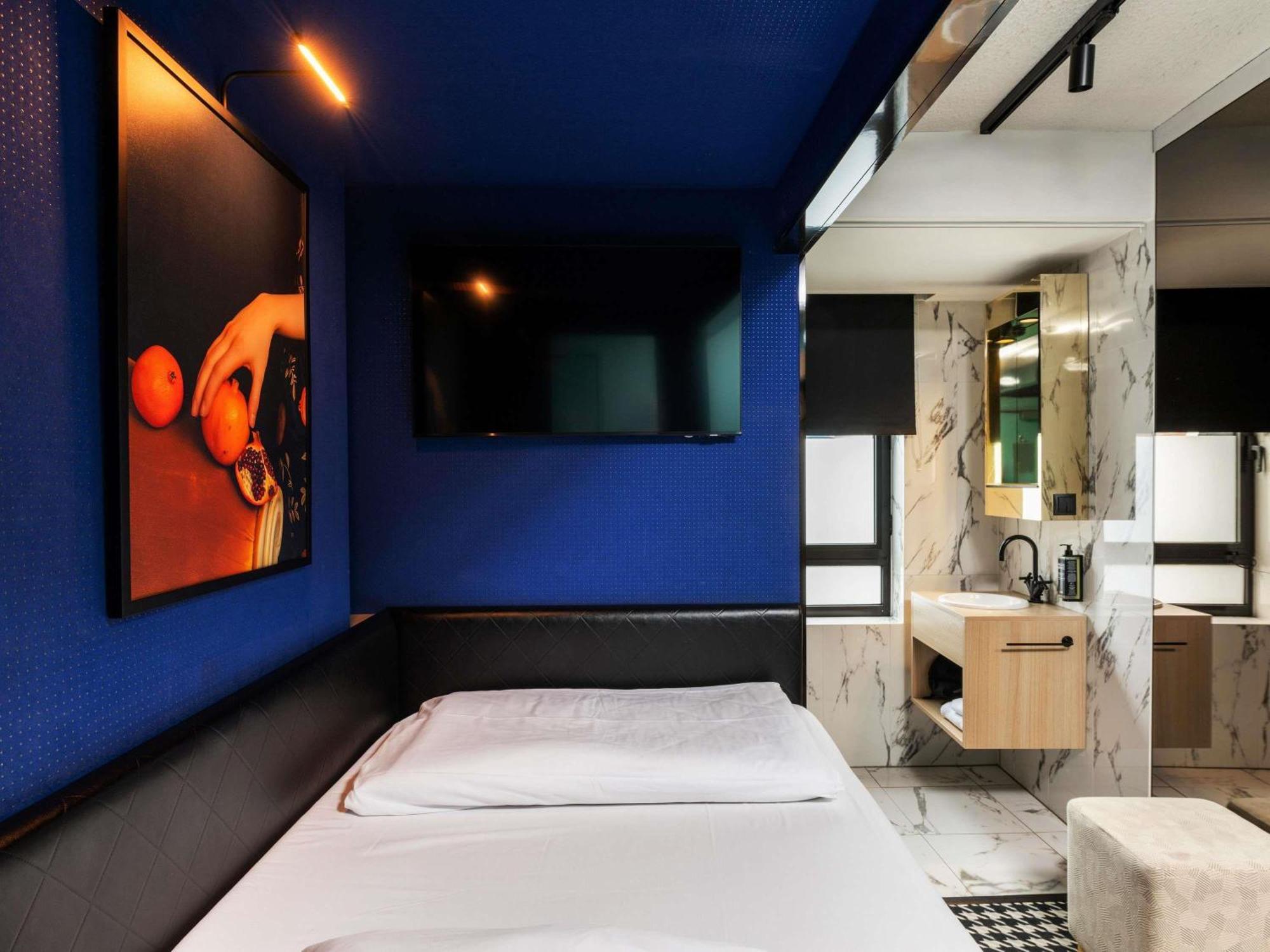 Standard Single Room,1729978668:JPEG