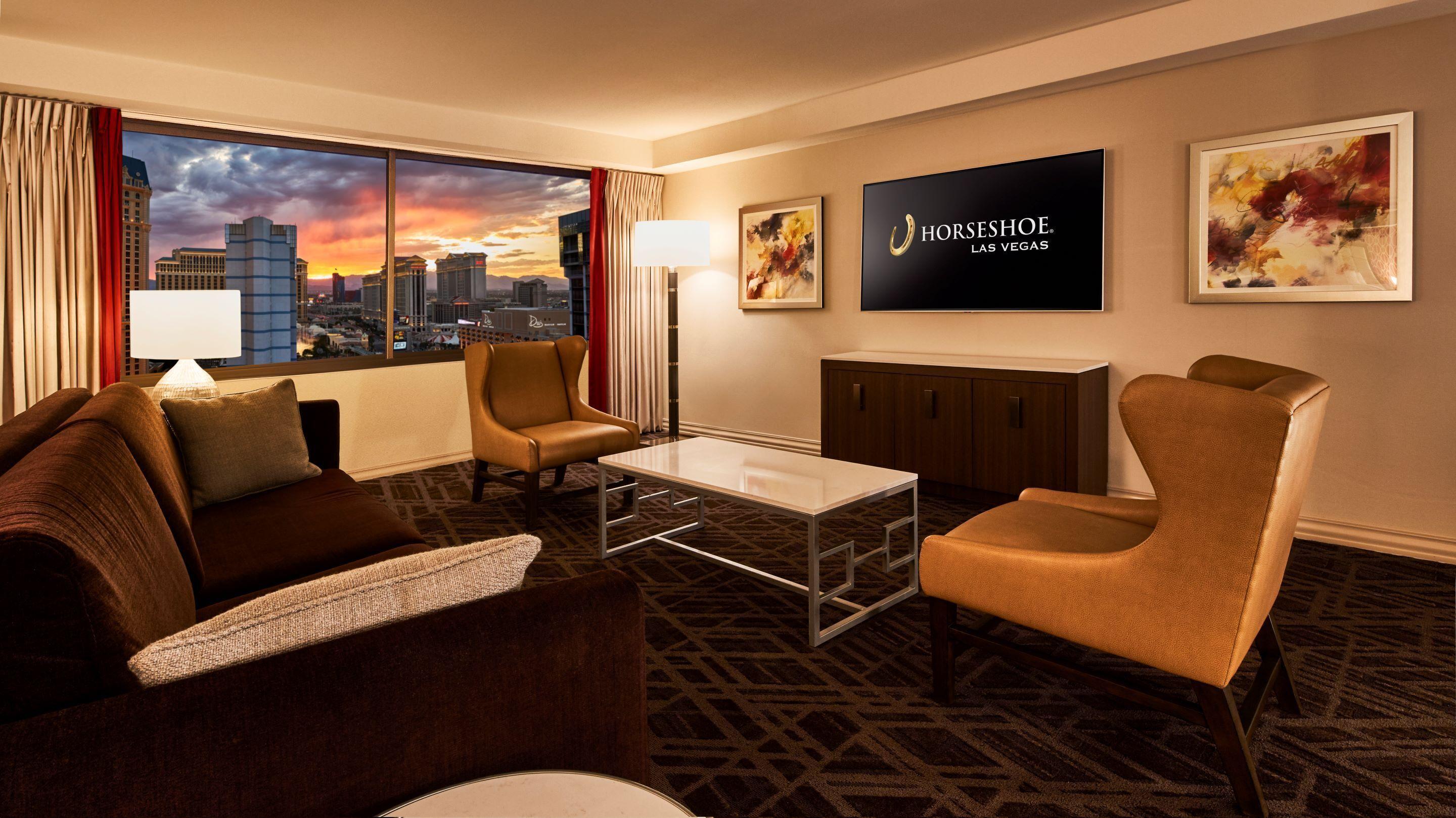 Resort Premium Suite 1 King Non-Smoking,1705910518:JPEG