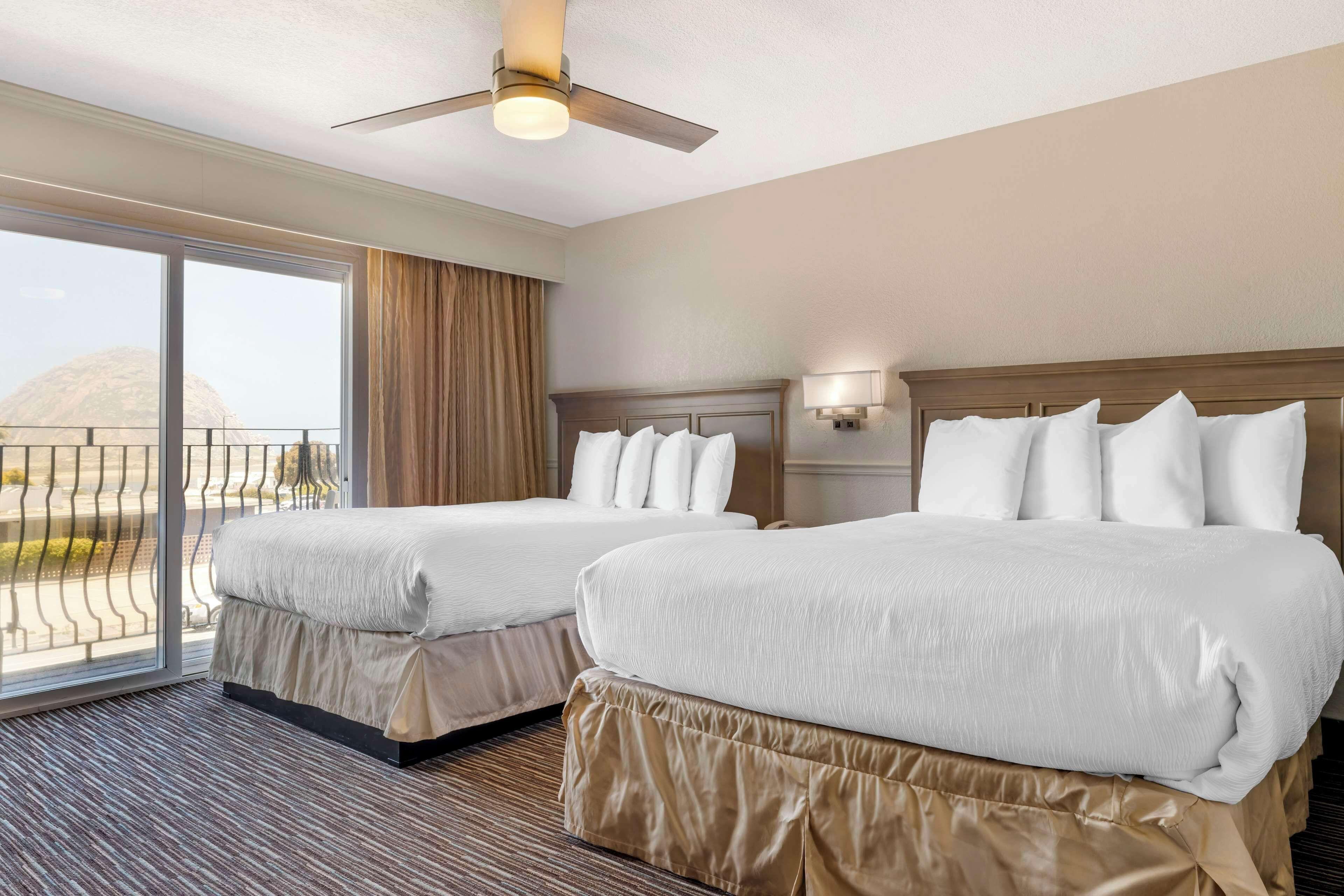 Queen Room with Two Queen Beds with Ocean View - Non Smoking