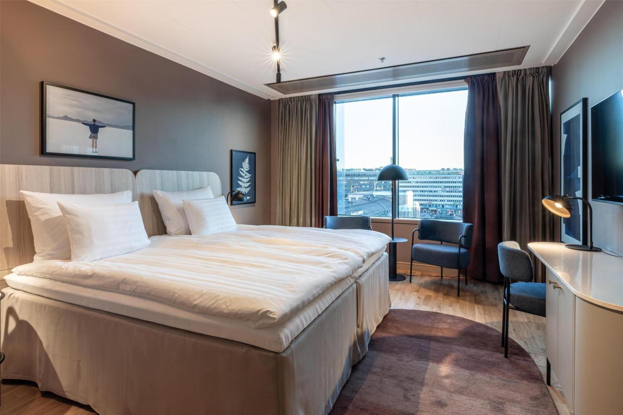 Superior Plus King Room,1706792038:JPEG