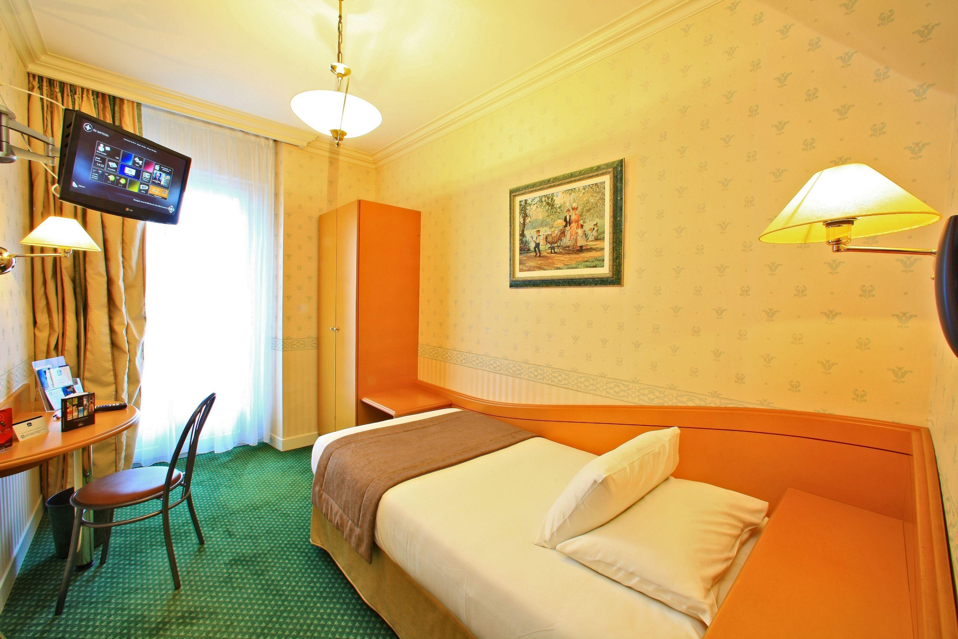 Standard Single Room,738586897:JPEG