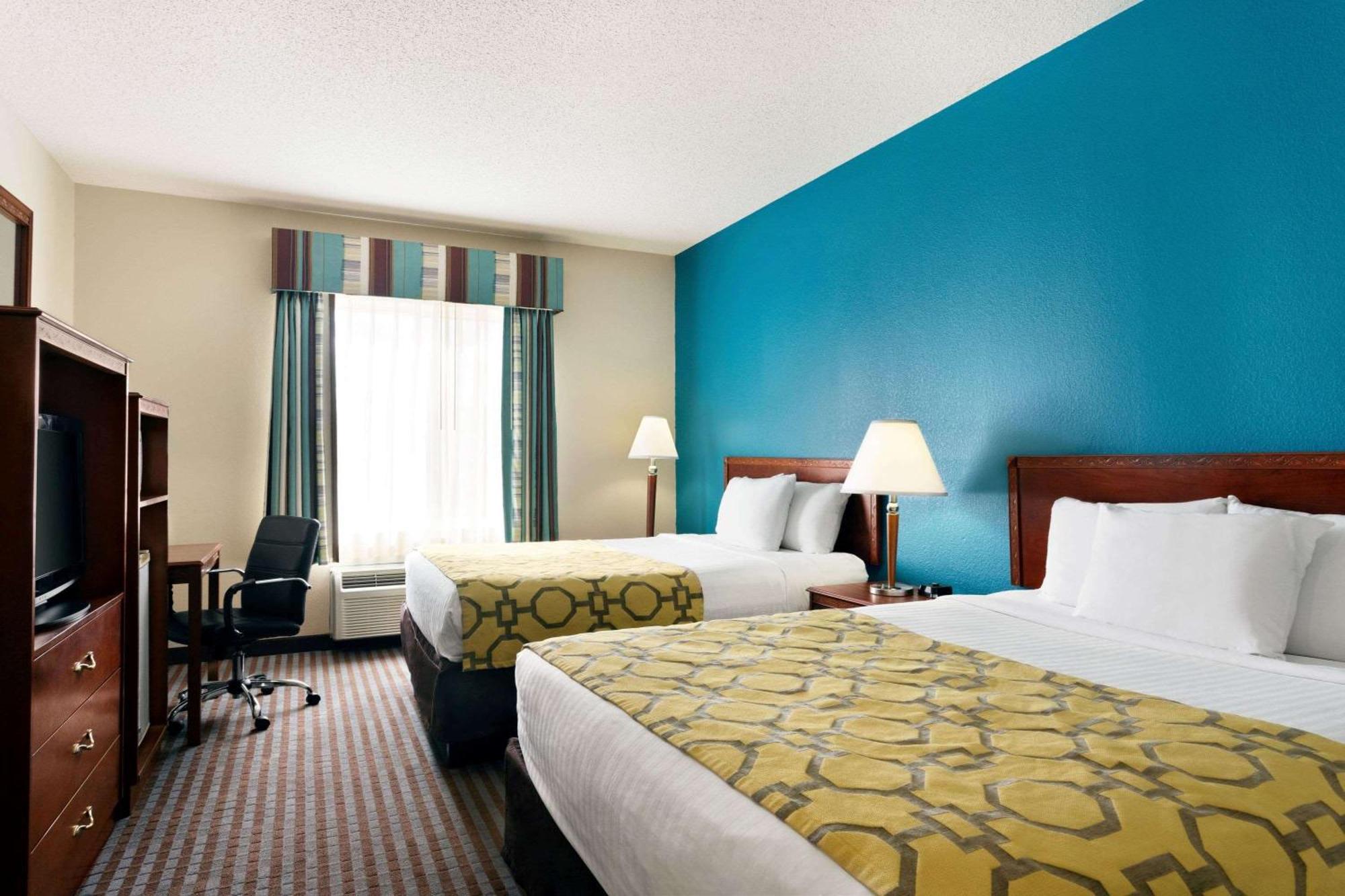 Queen Room with Two Queen Beds - Non-Smoking