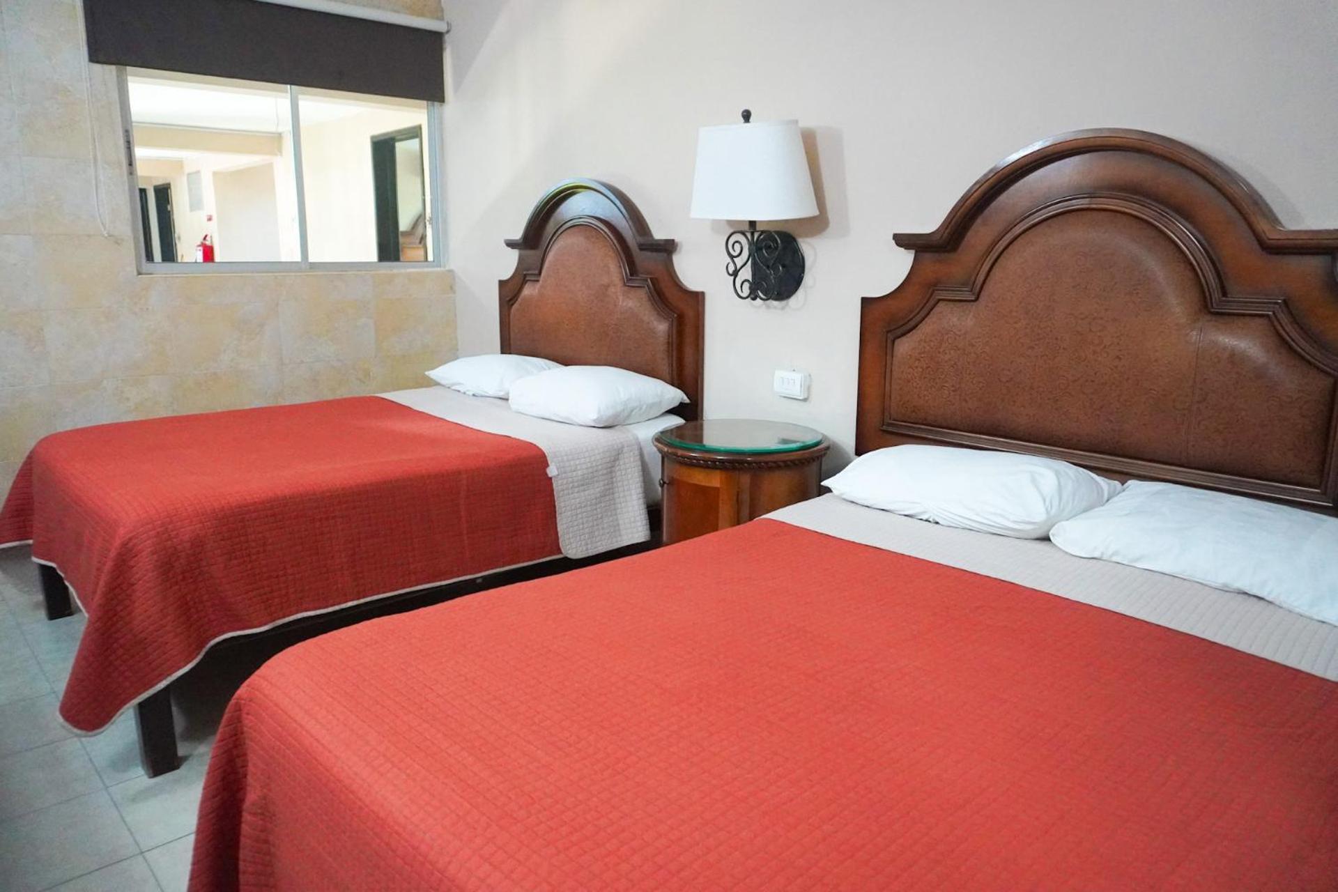 Standard Doppelzimmer mit 2 Doppelbetten