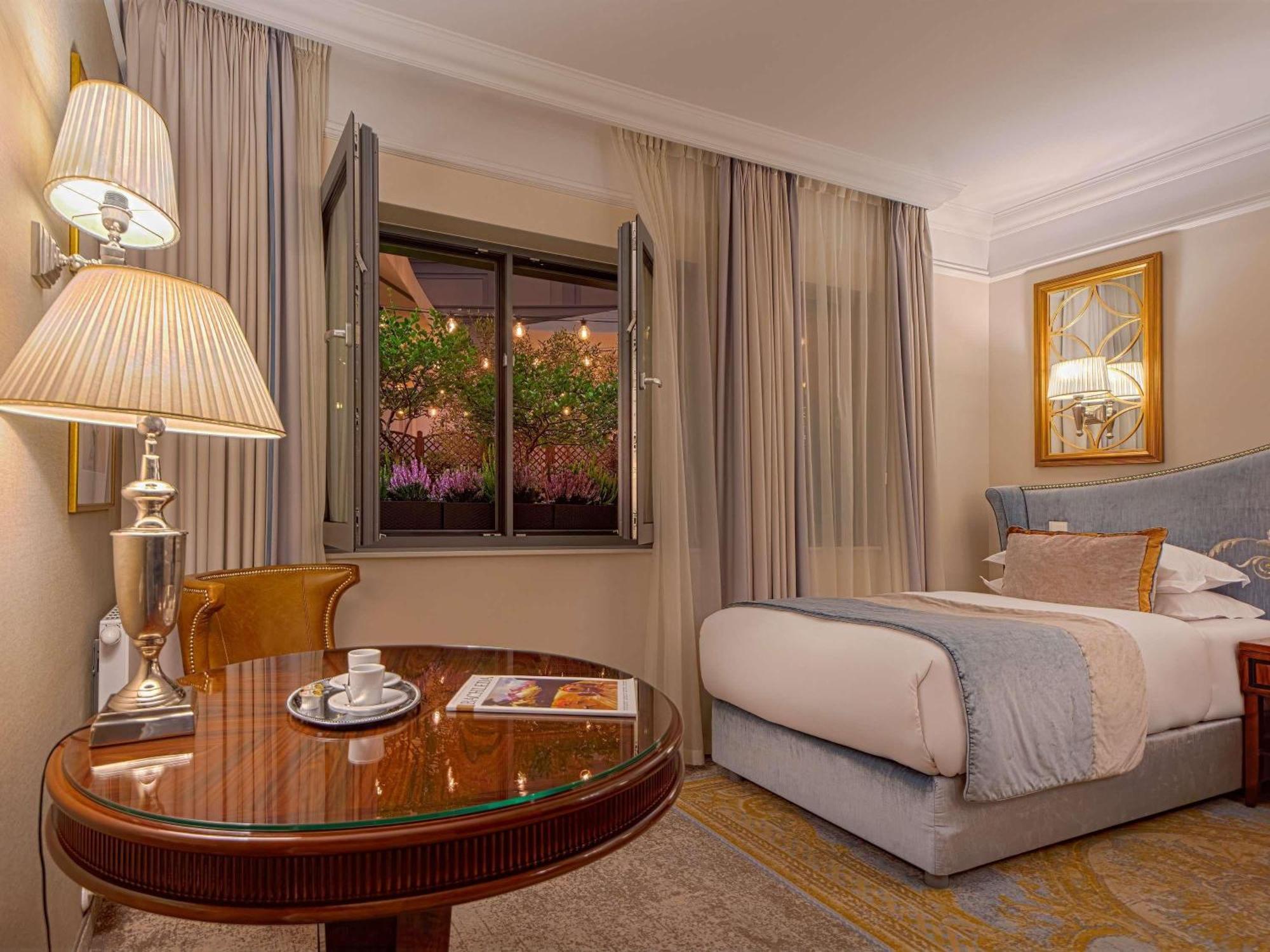 Deluxe Kamer met Twee Aparte Bedden