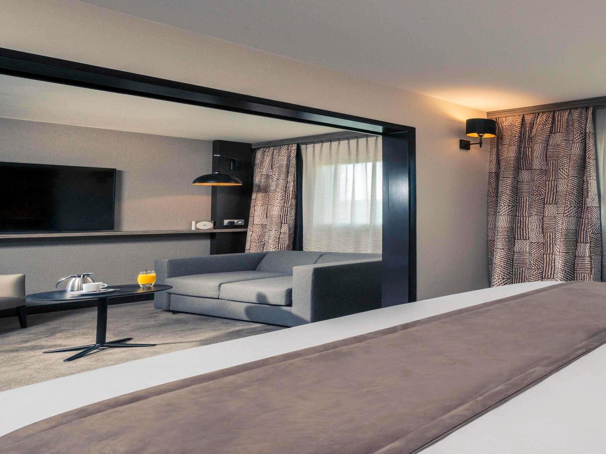 Suite Lit Double avec Canapé