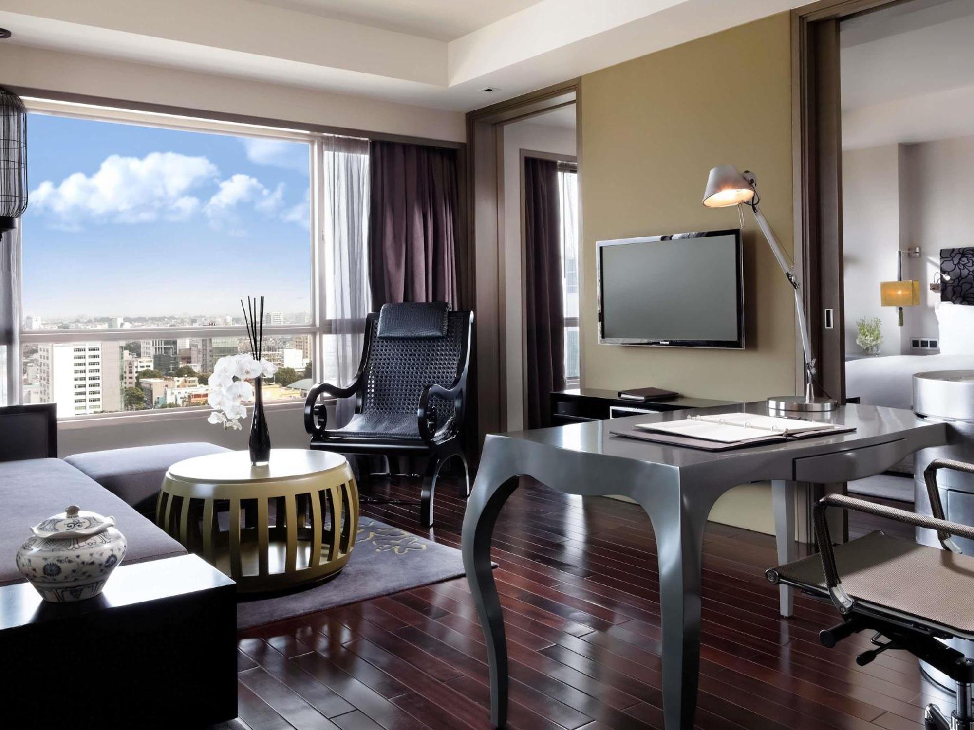 Prestige Suite with Club Millésime Access and City View