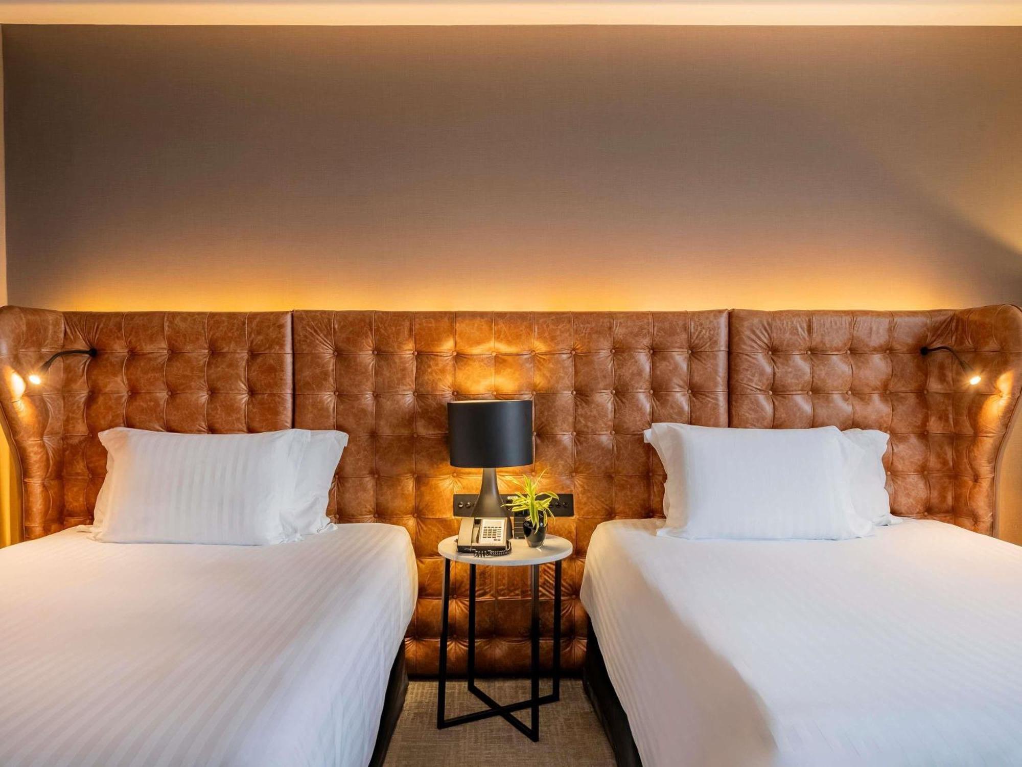 Premium Executive Twin Room with Executive Lounge Access,1717023703:JPEG