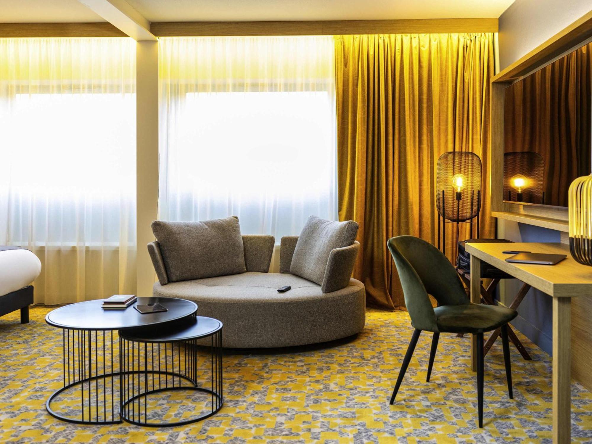 Chambre Double Privilège avec Vue sur la Piscine