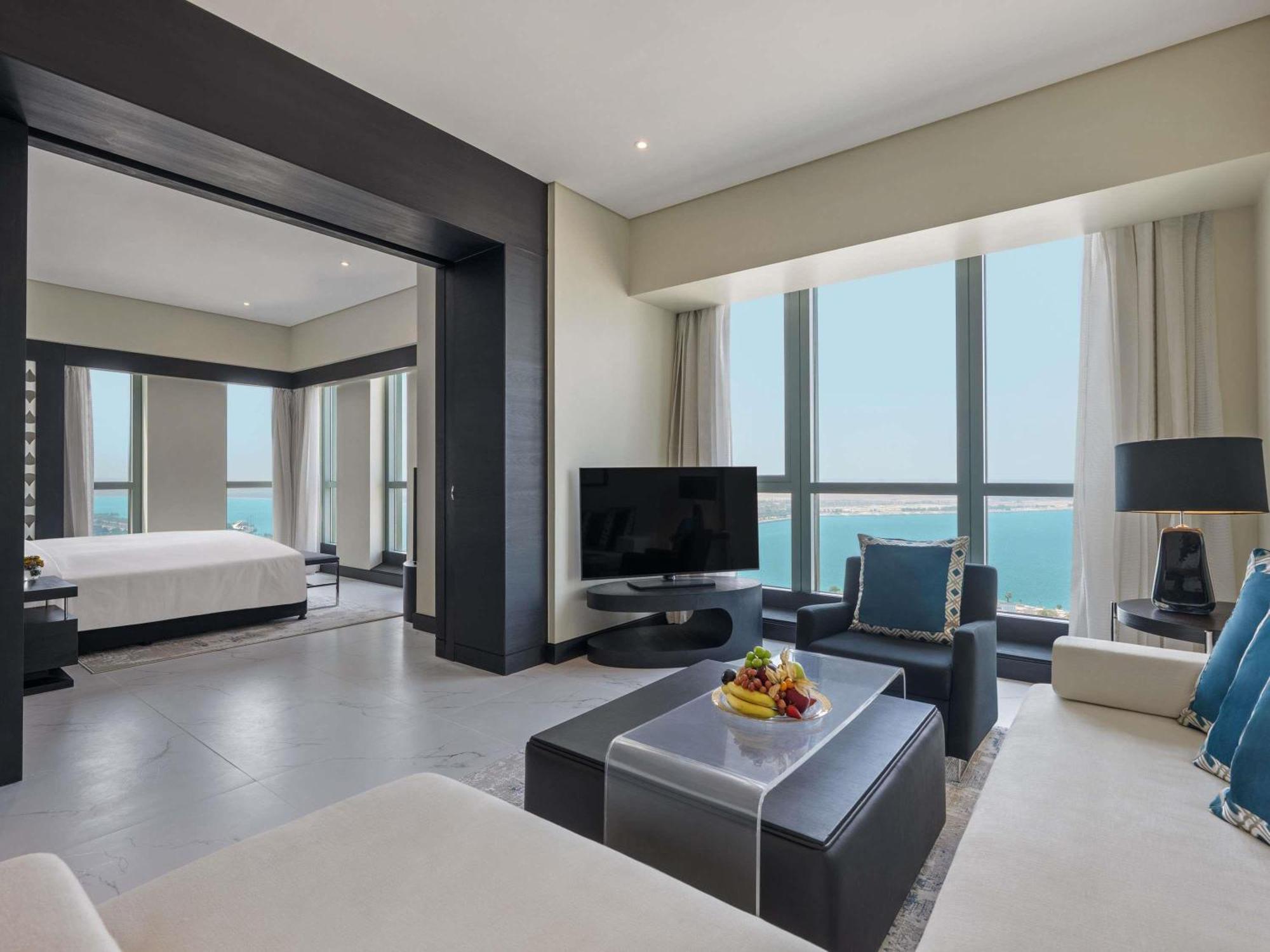 Suite Prestige con Accesso Club e Vista Mare o Città