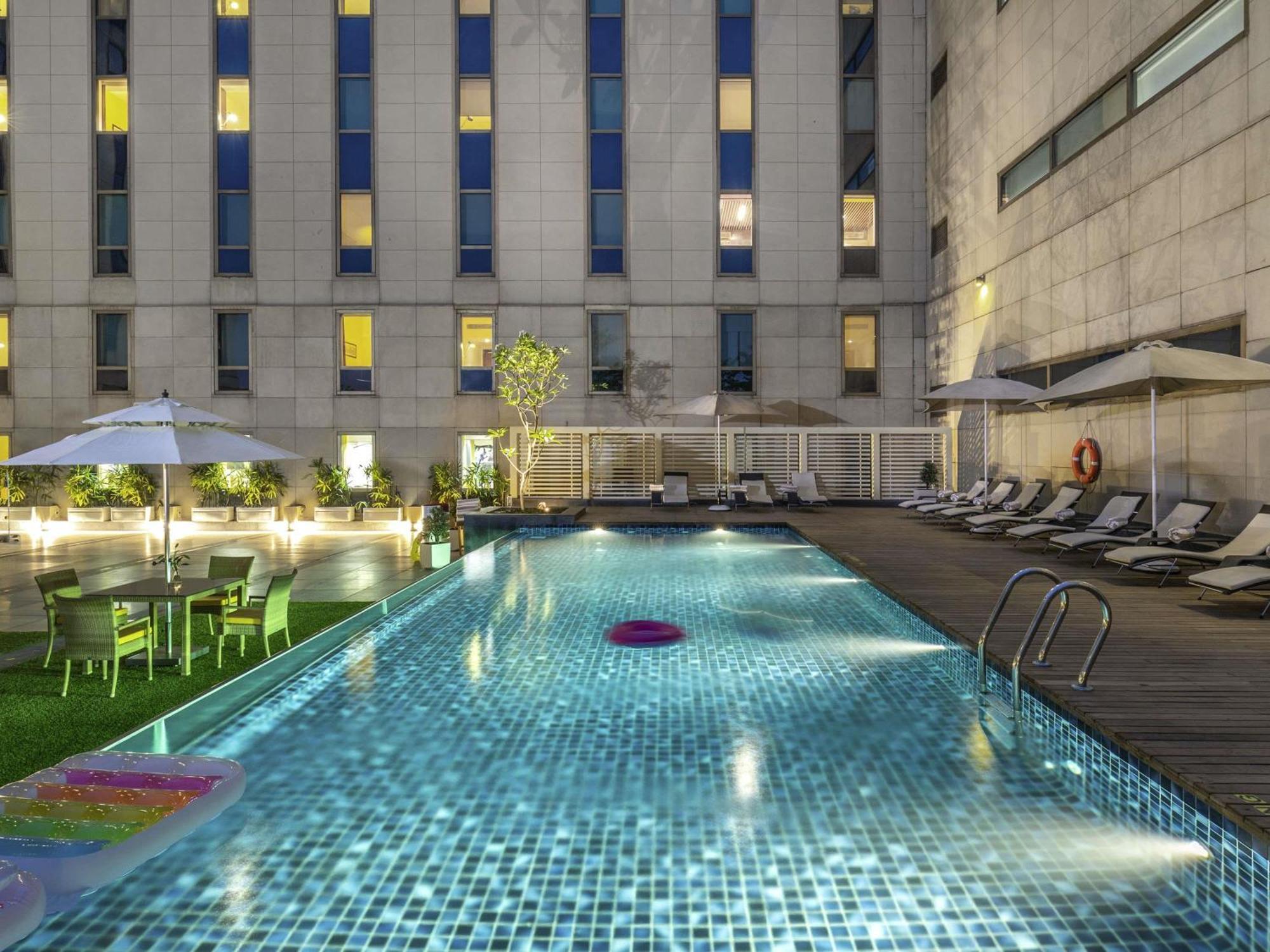 Superior Queen Room Pool View - 30% Discount on Food and Beverages