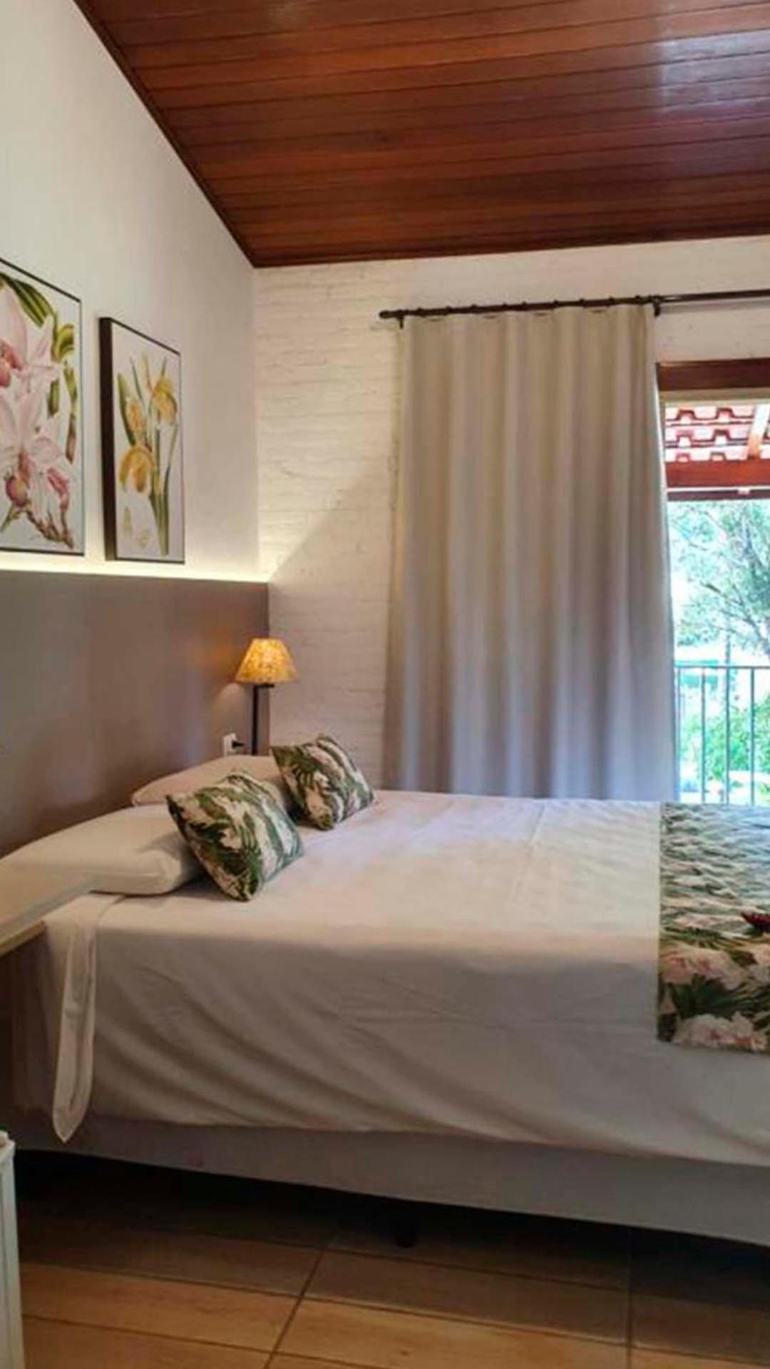 Quarto Triplo com Vista do Jardim