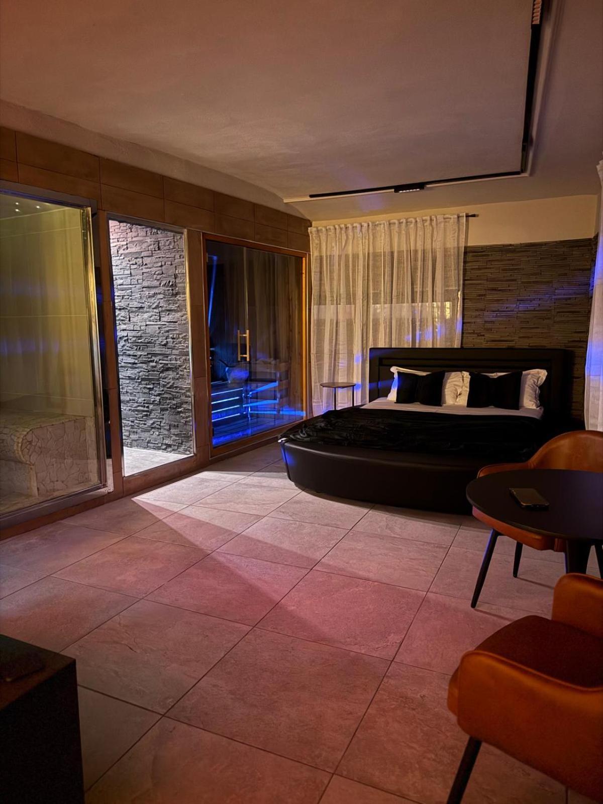 Suite Queen con Vasca Idromassaggio