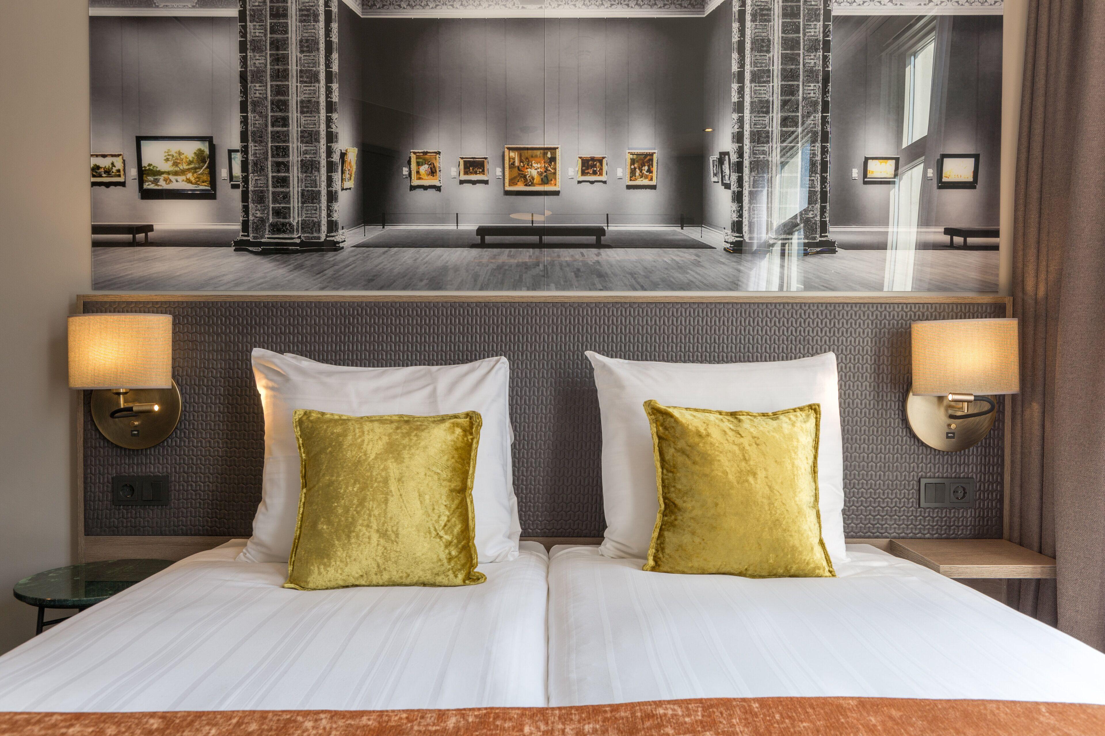 Comfort Zimmer mit 1 Doppelbett und 1 Einzelbett