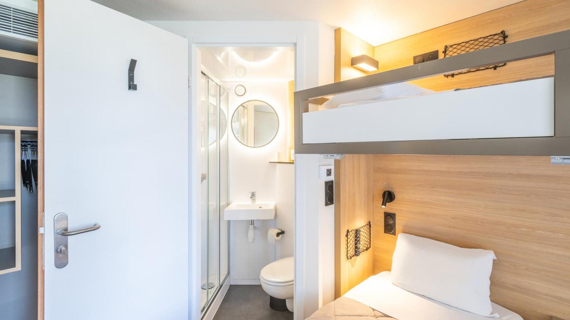 Chambre Standard - 1 Lit Queen-Size