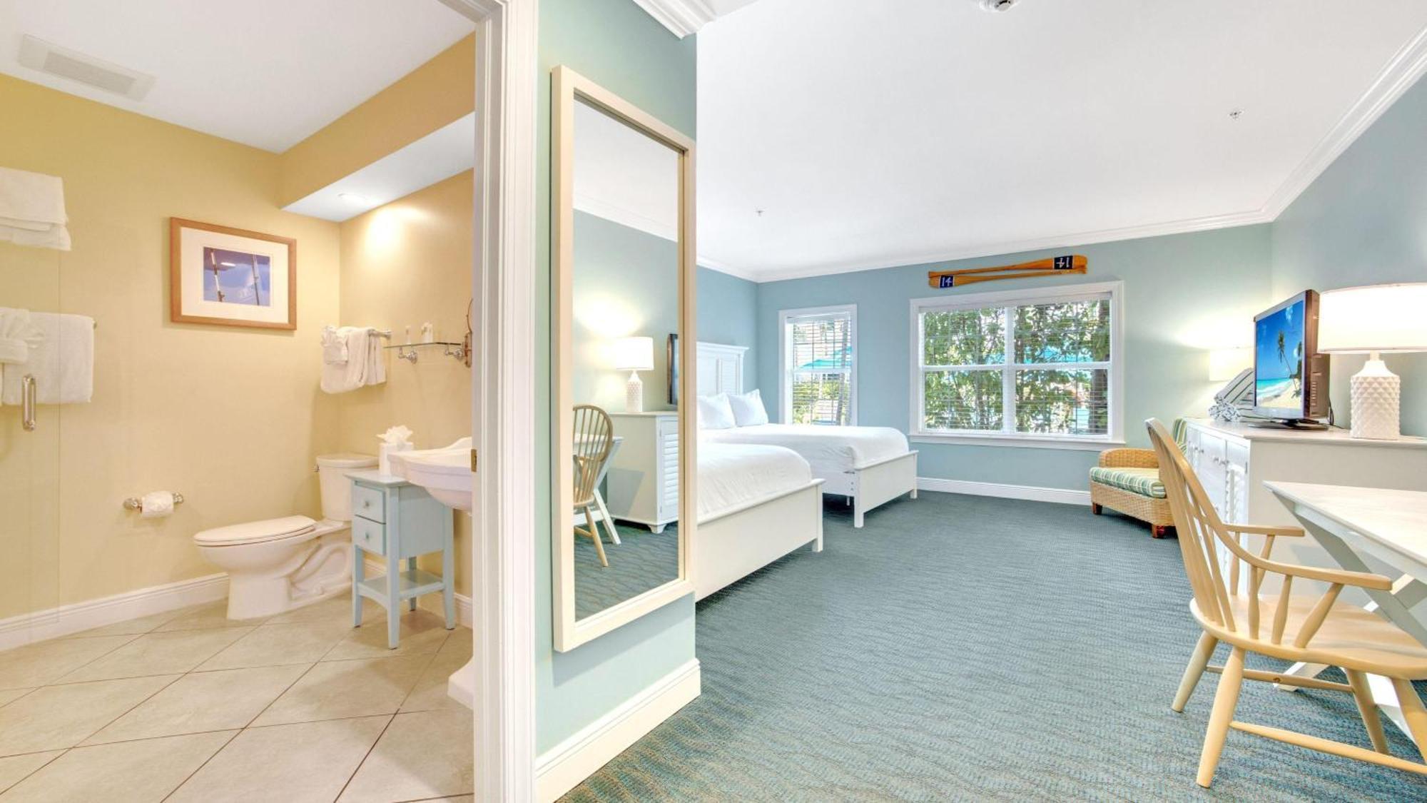 Tropical Garden Superior Double Queen Guestroom