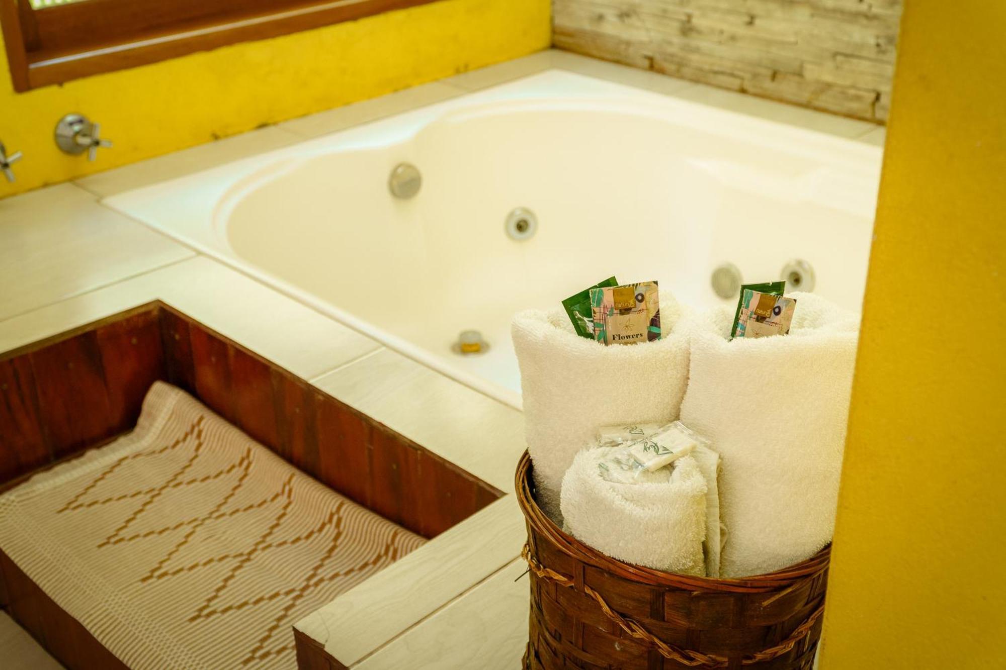 Quarto Master com Banheira de Hidromassagem