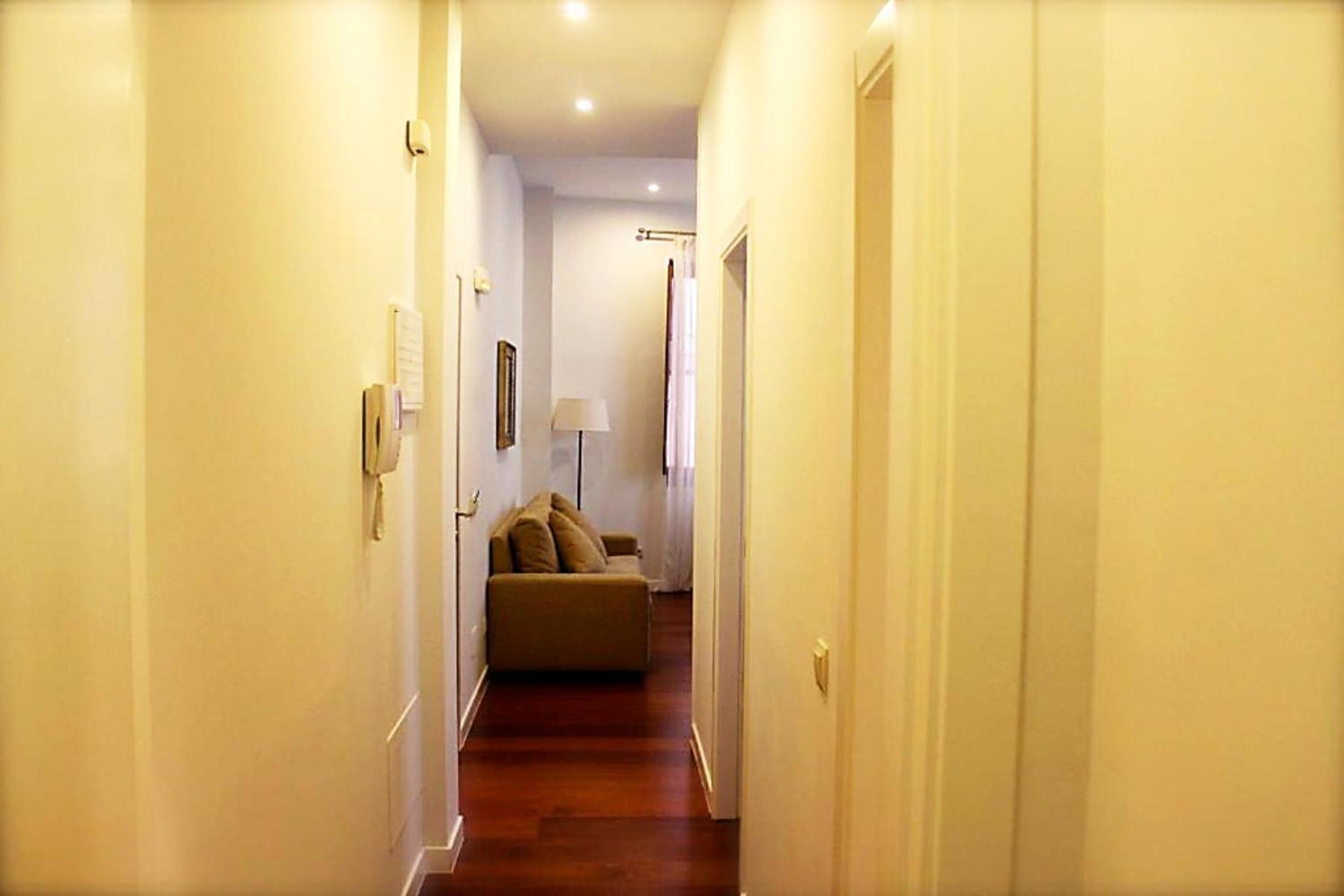 Apartment with Balcony,1730066532:JPEG