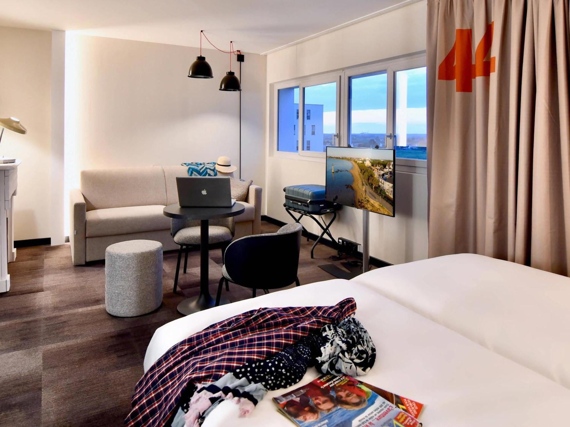 Suite avec 1 Lit Double et 1 Canapé-Lit
