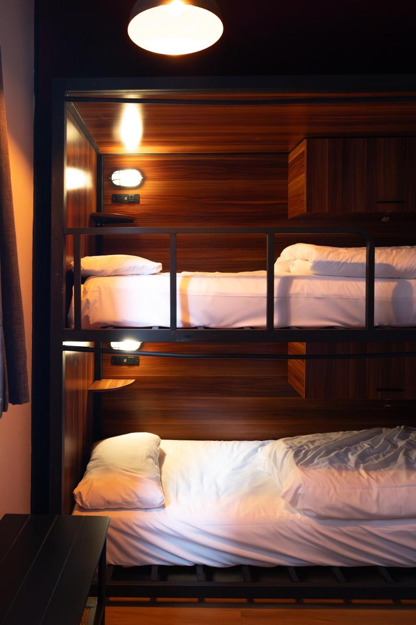 Bett im 4-Bett-Schlafsaal