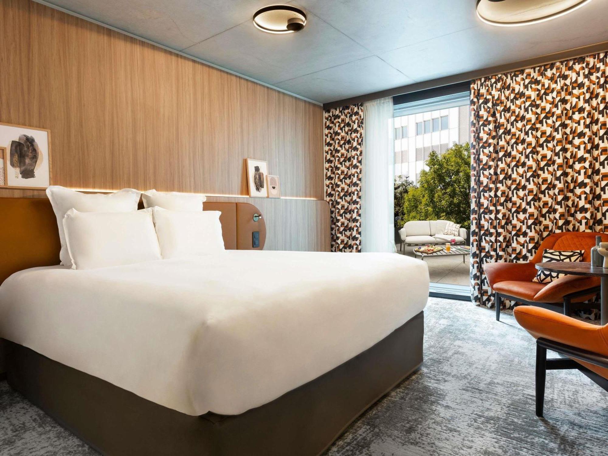 Deluxe Kamer met Kingsize Bed en Terras