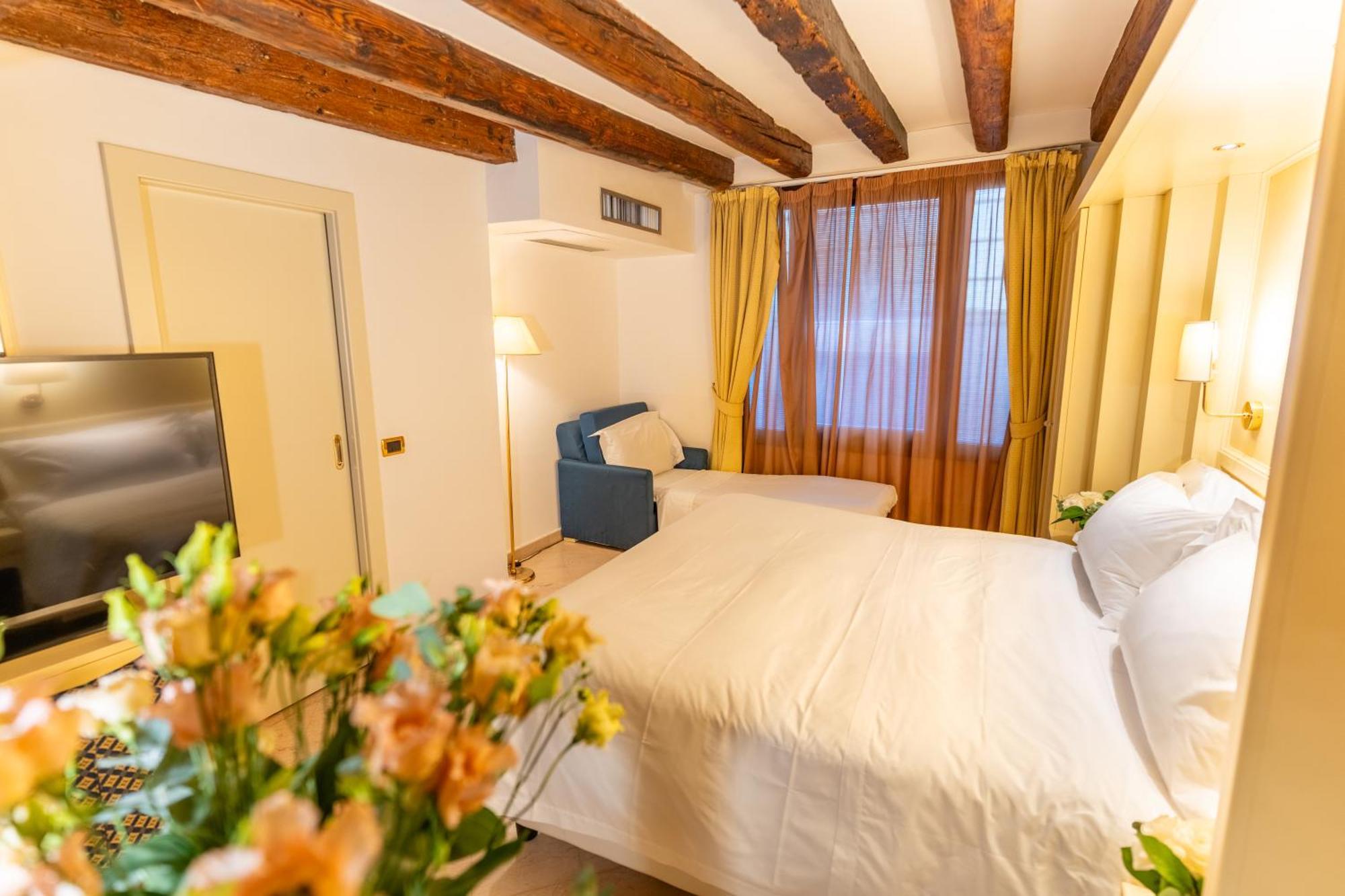Classic Triple Room