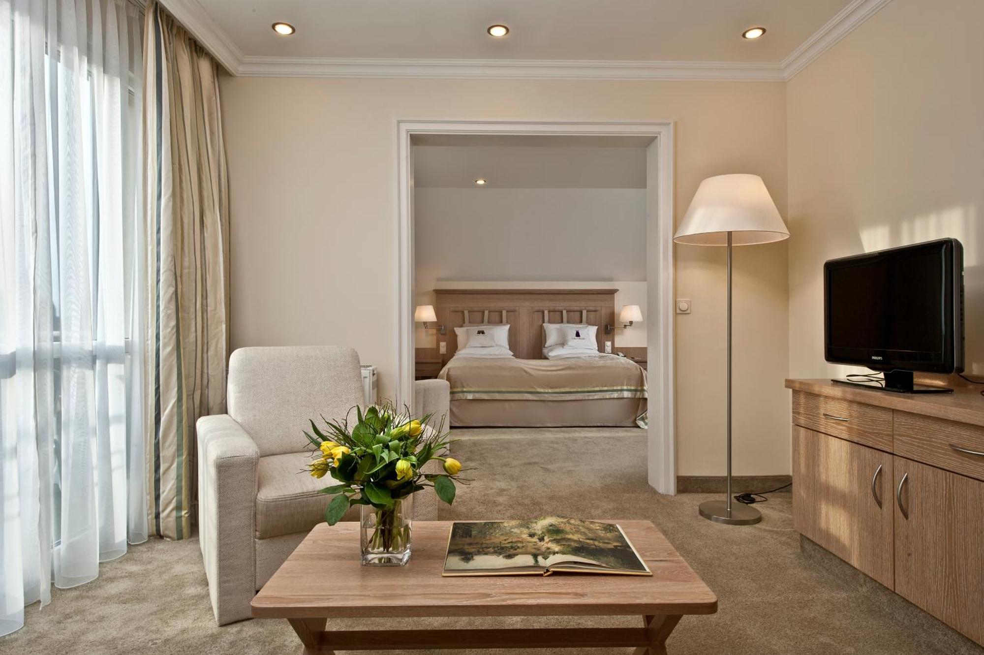 Deluxe Suite
