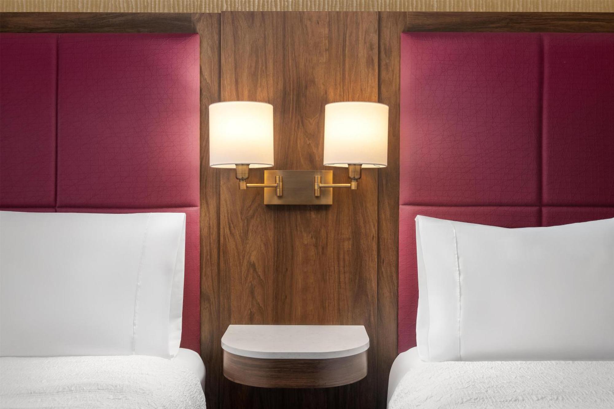 Chambre avec 2 Lits Queen-Size - Accessible aux Personnes à Mobilité Réduite - Non-Fumeurs