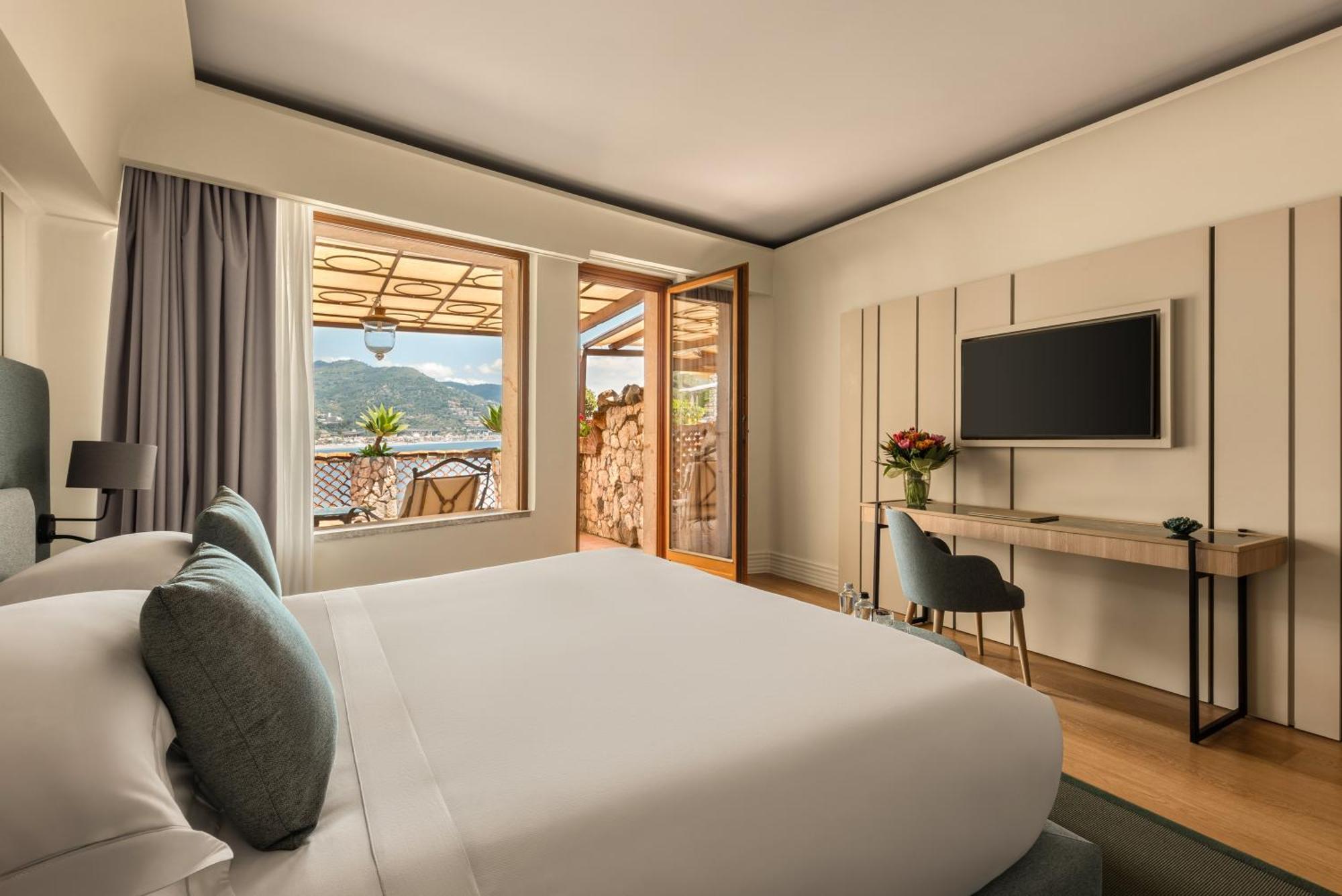 Superior Single Room Sea View,1742658337:JPEG