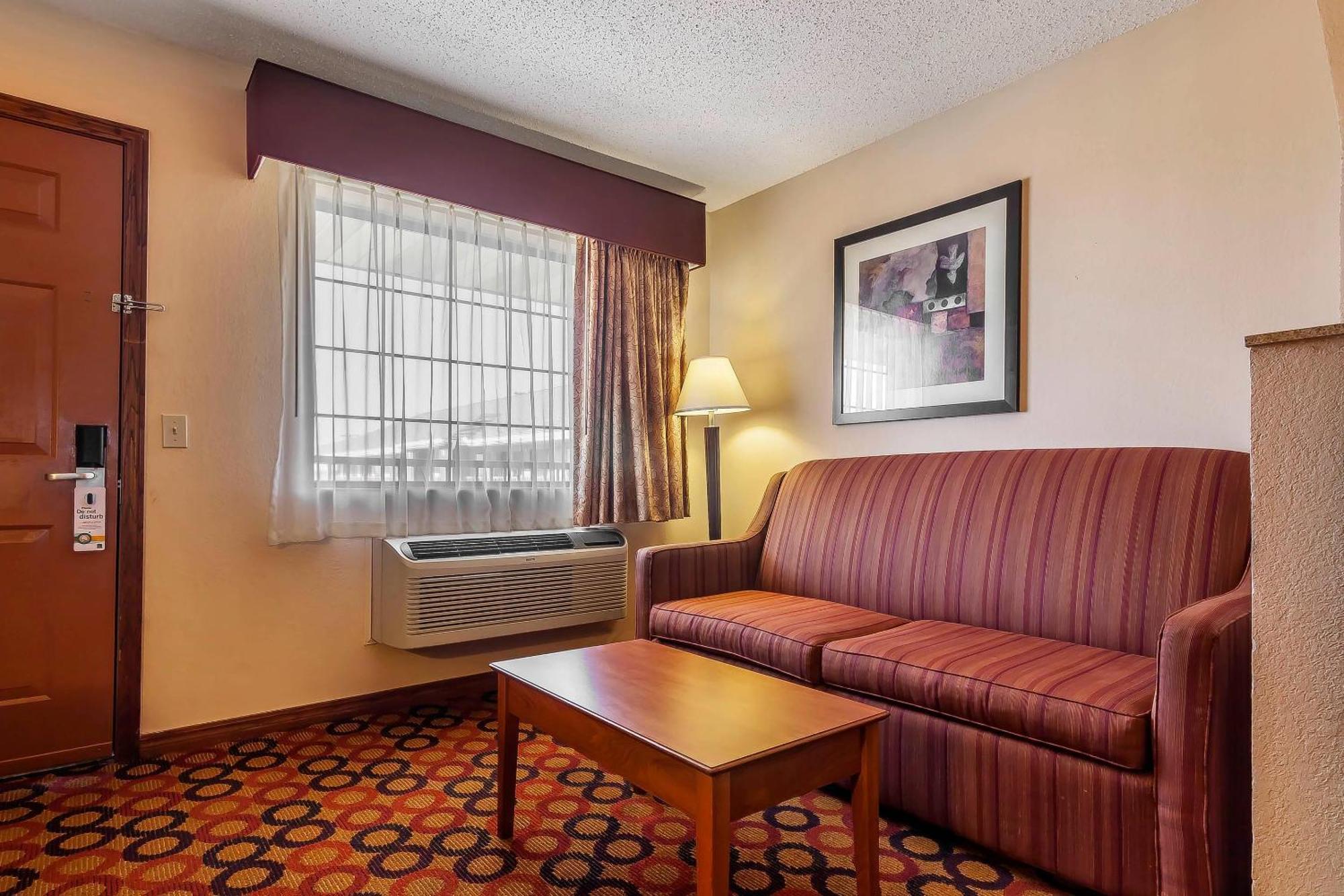 King Room - Non-Smoking