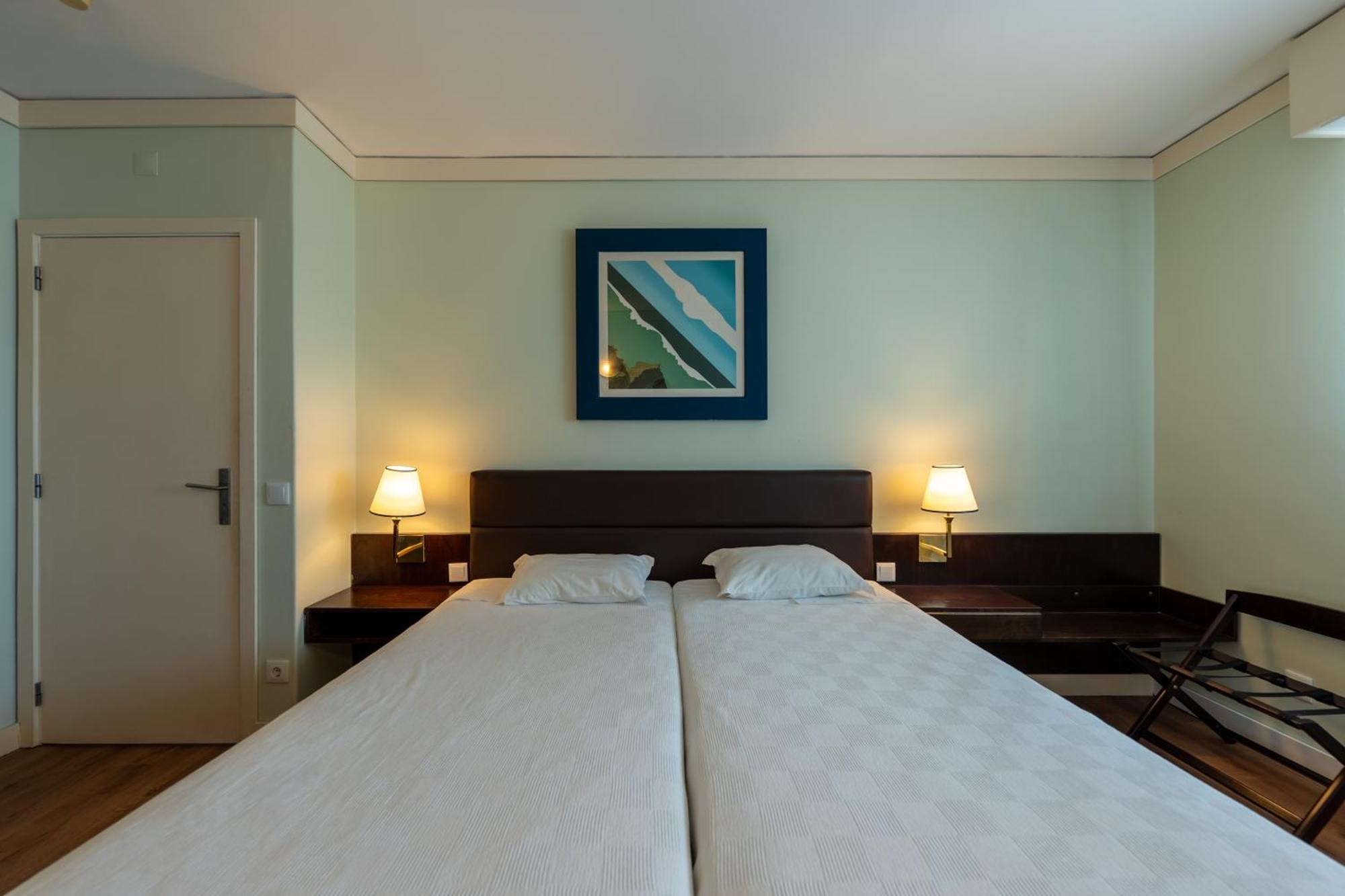 Apartamento Superior com 2 Quartos e Vista Mar (4 Adultos)