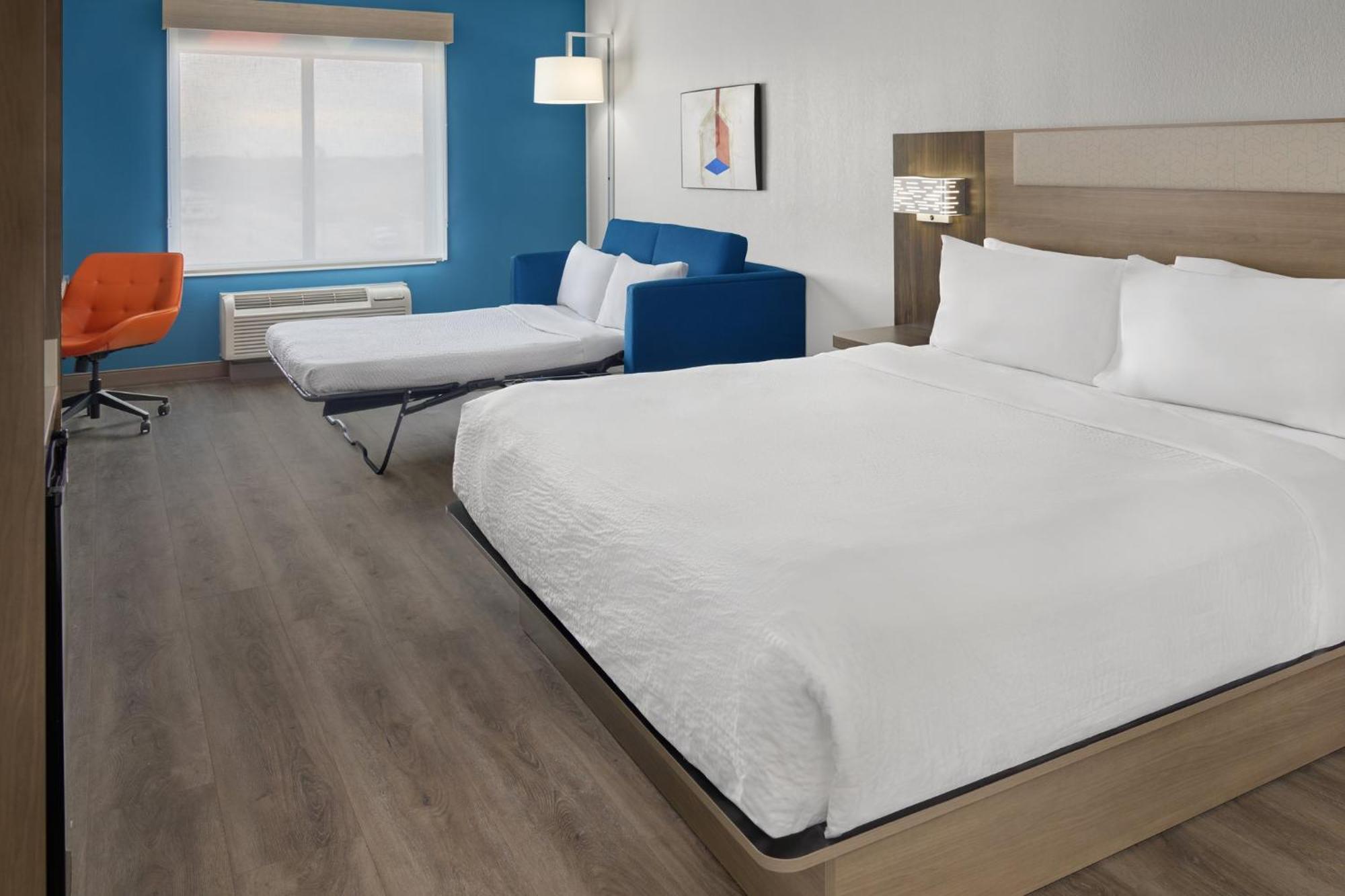 King Suite with Sofa Bed